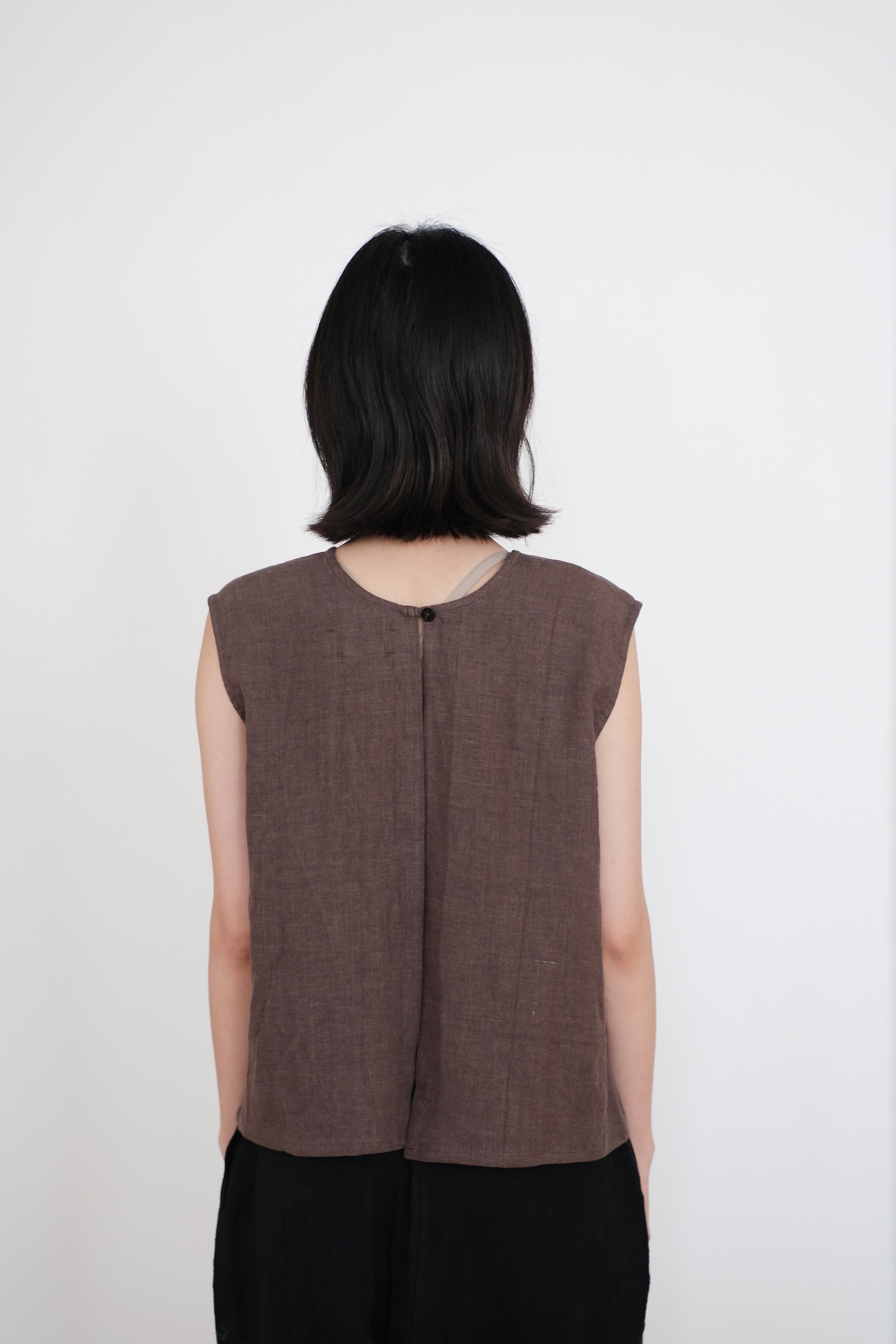 LOTTIE VEST (WOOD)