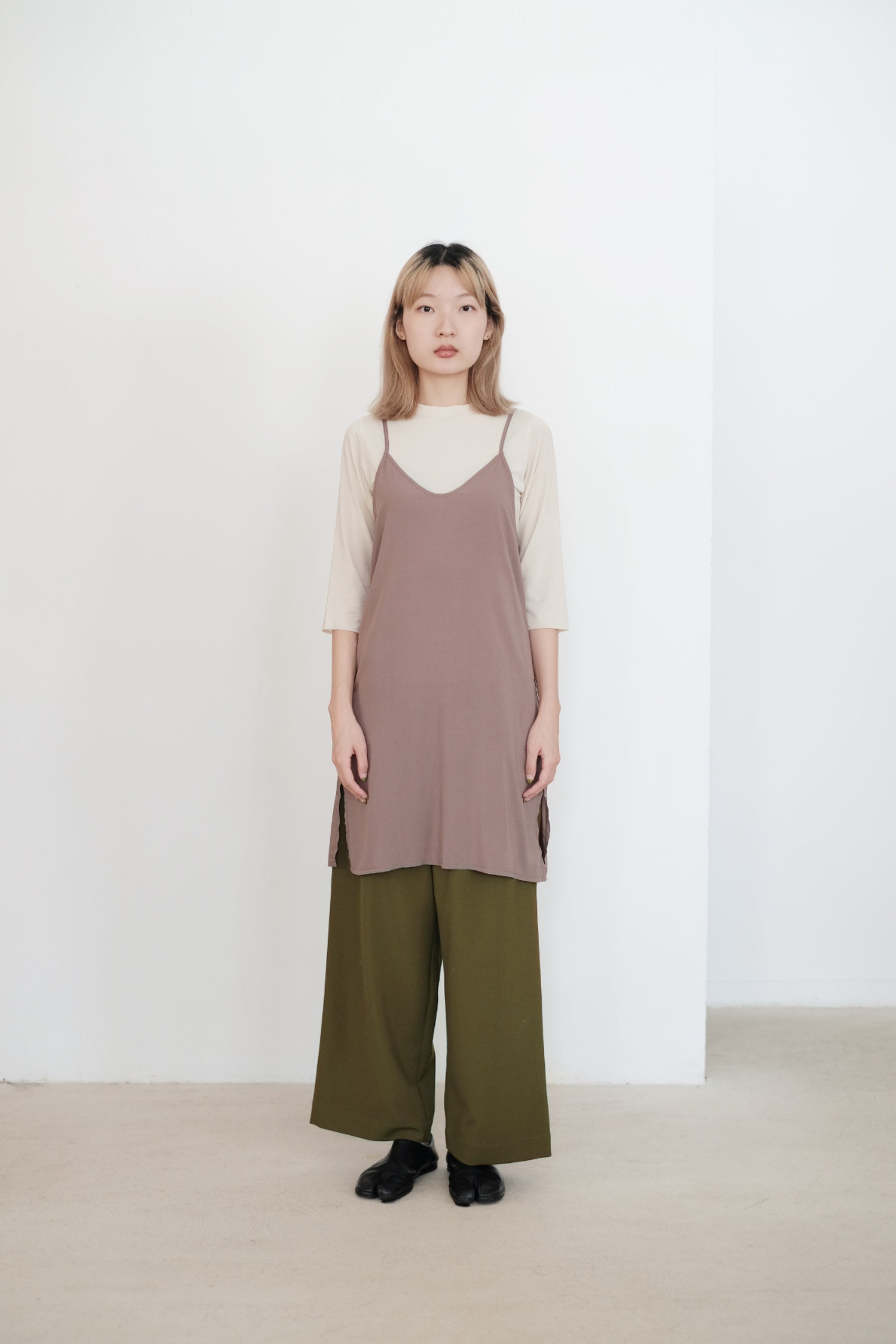 ARRA DRESS (KHAKI) | 卡其色吊帶裙