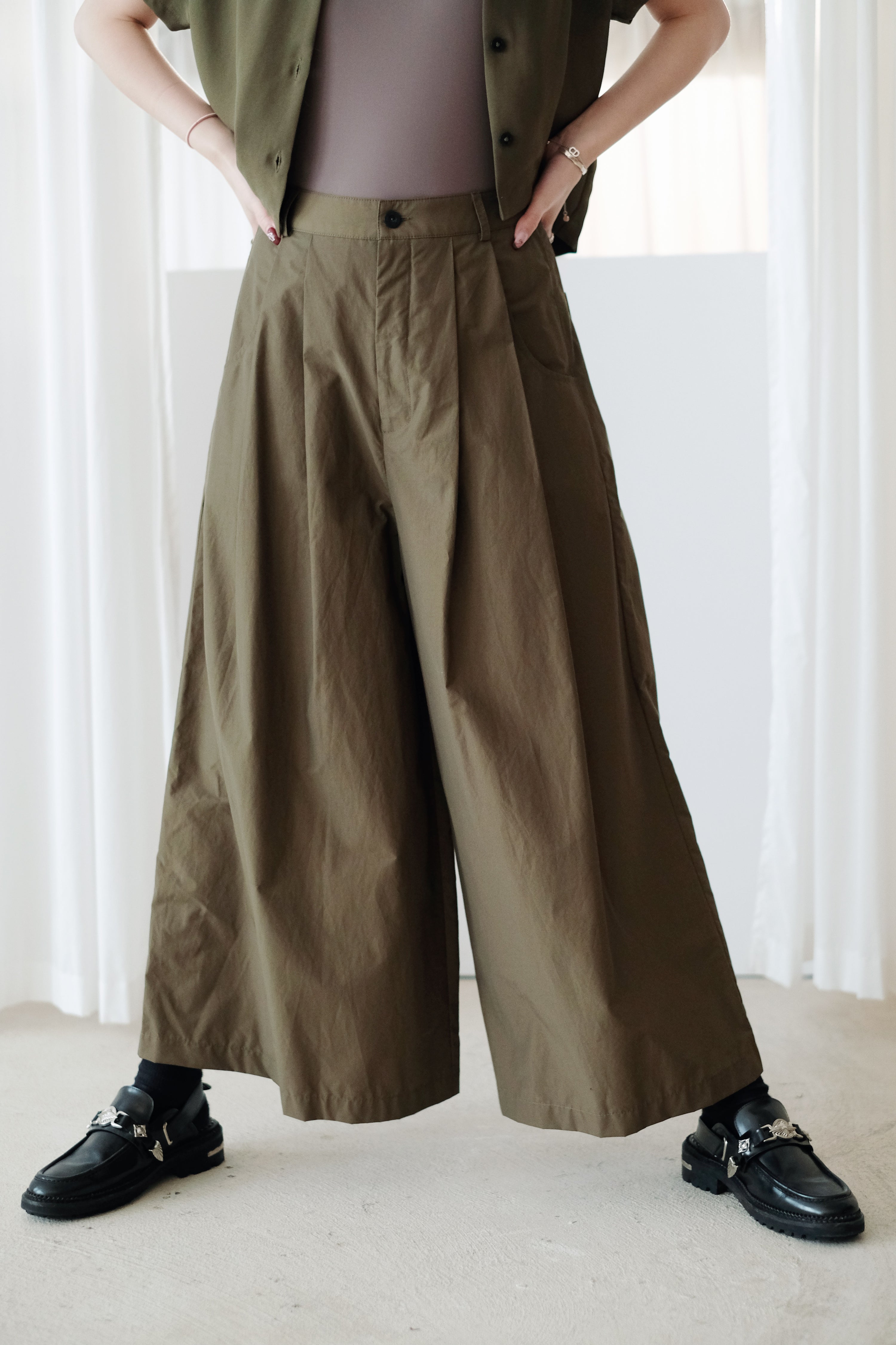 PALMER WIDE LEG TROUSERS (OLIVE)