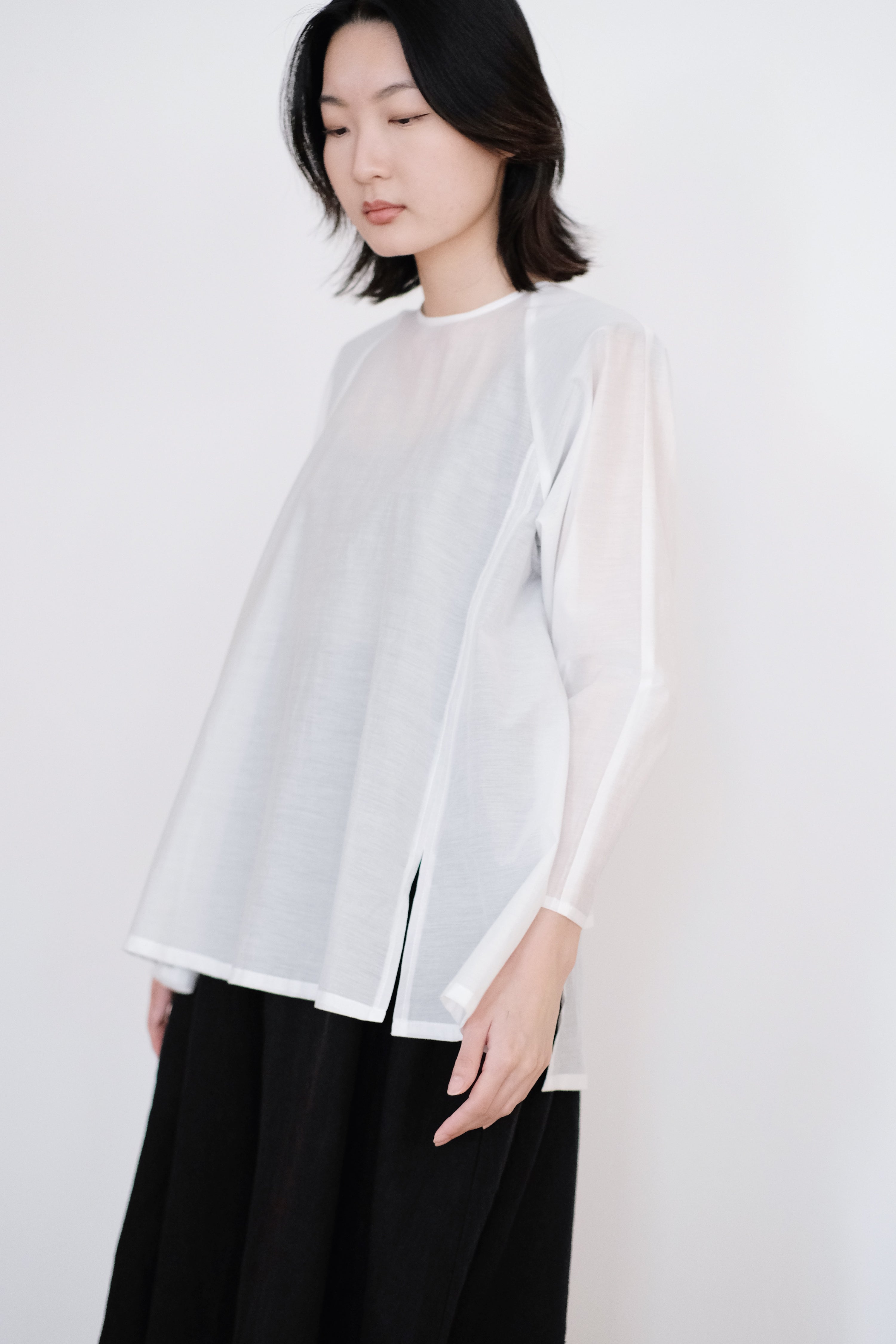 KOU BLOUSE (WHITE)