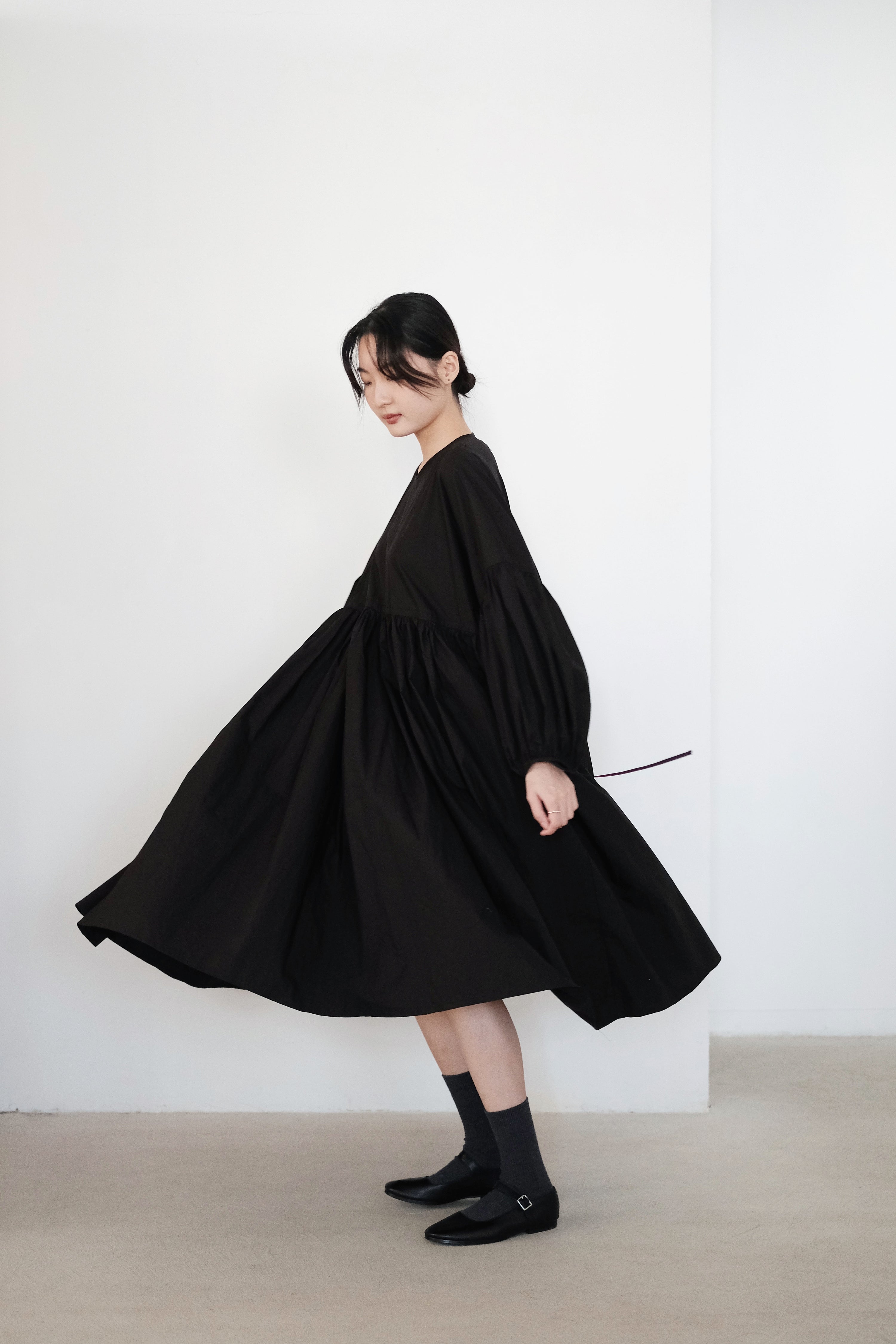 NORA DRESS (BLACK)