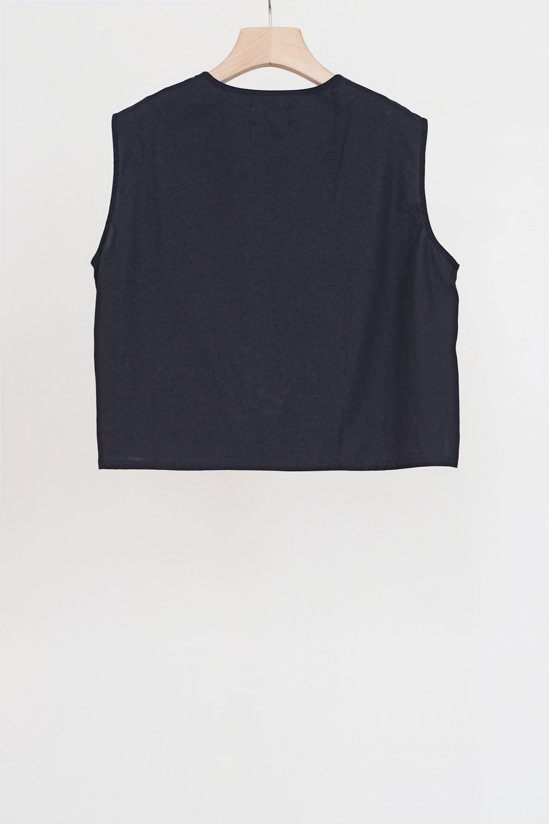 NOA VEST (NAVY)