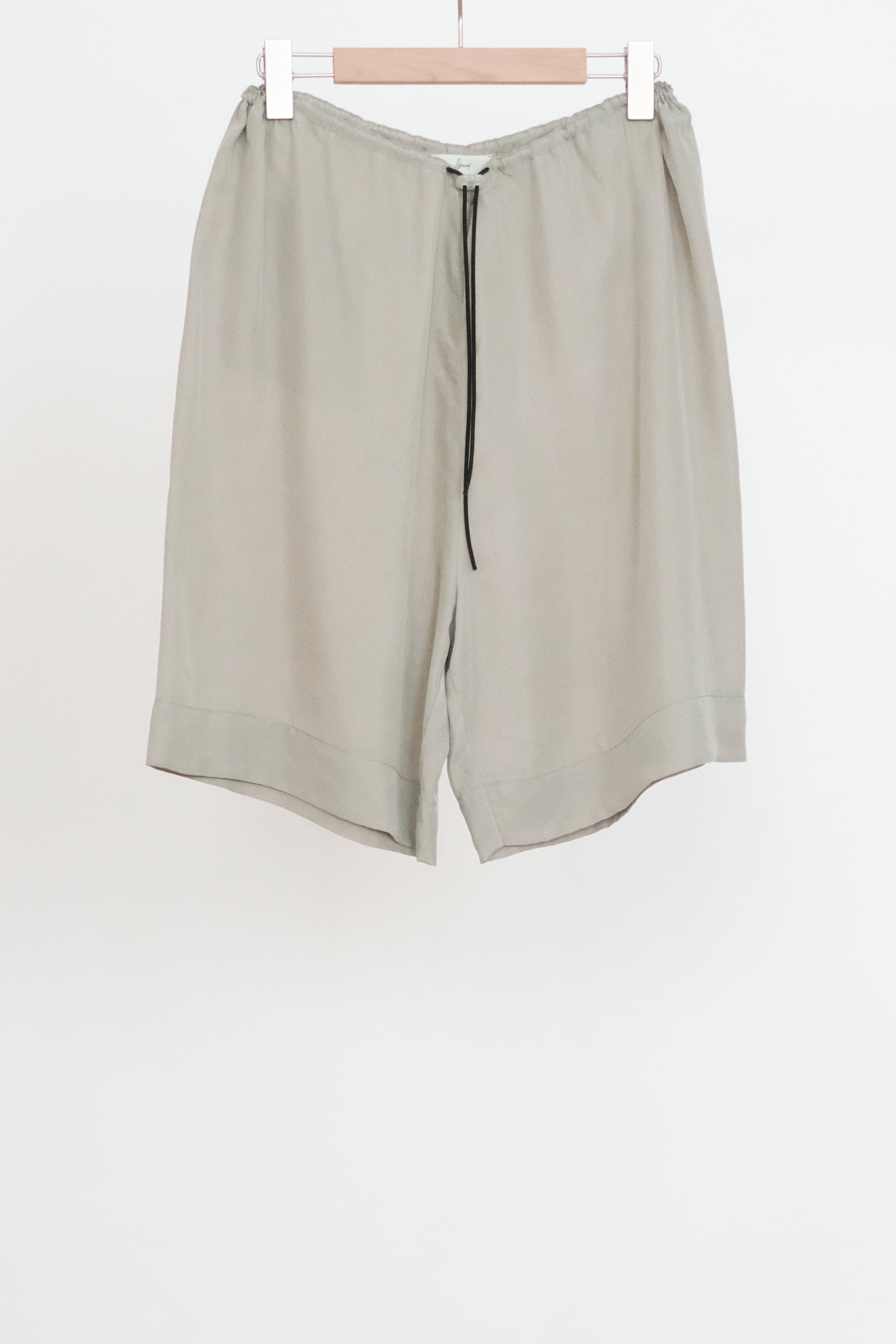 LUCILLE SHORTS (WARMGREY) | 暖灰色抽繩短褲