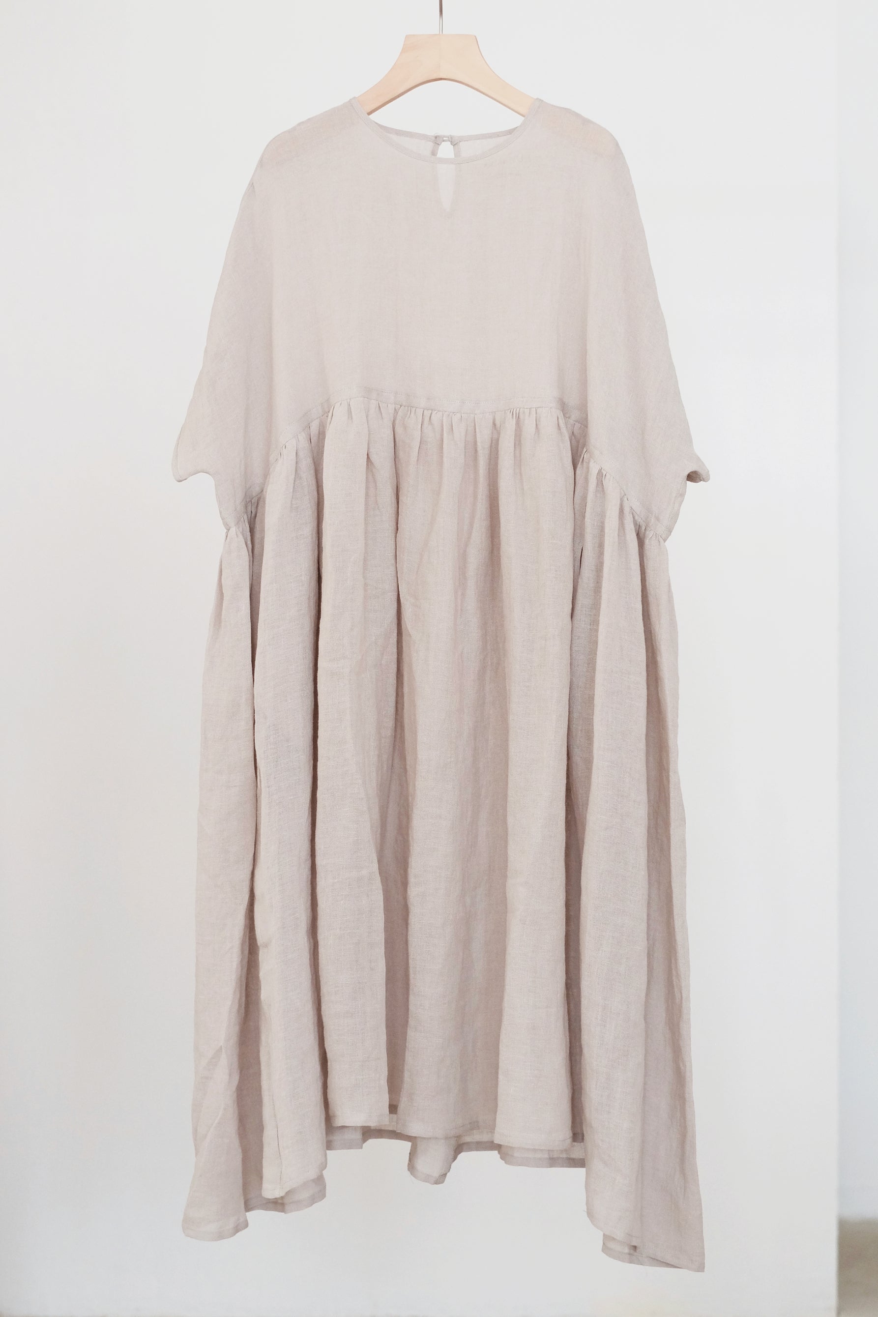 MIA DRESS (BEIGE)