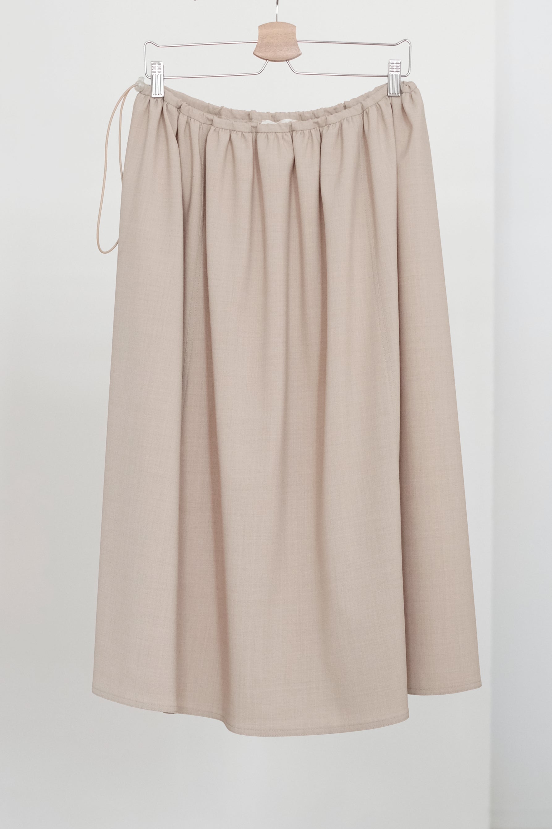 TAYLOR SKIRT (BEIGE) | 杏色抽繩A字半裙