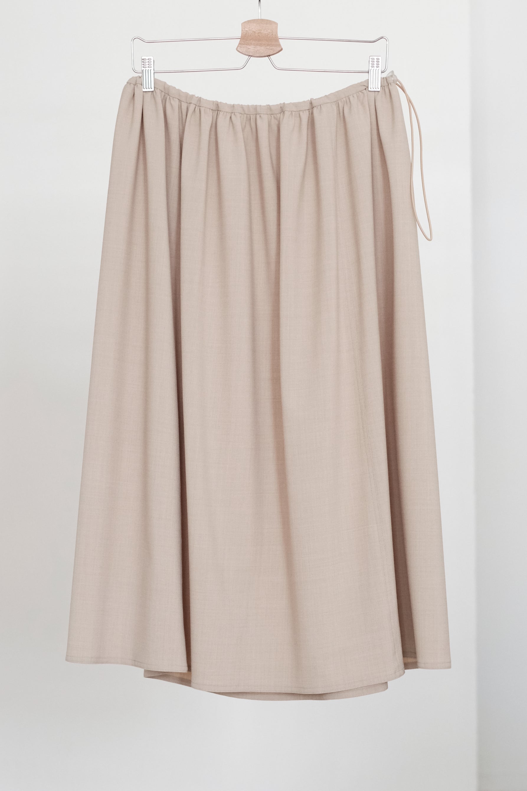 TAYLOR SKIRT (BEIGE) | 杏色抽繩A字半裙