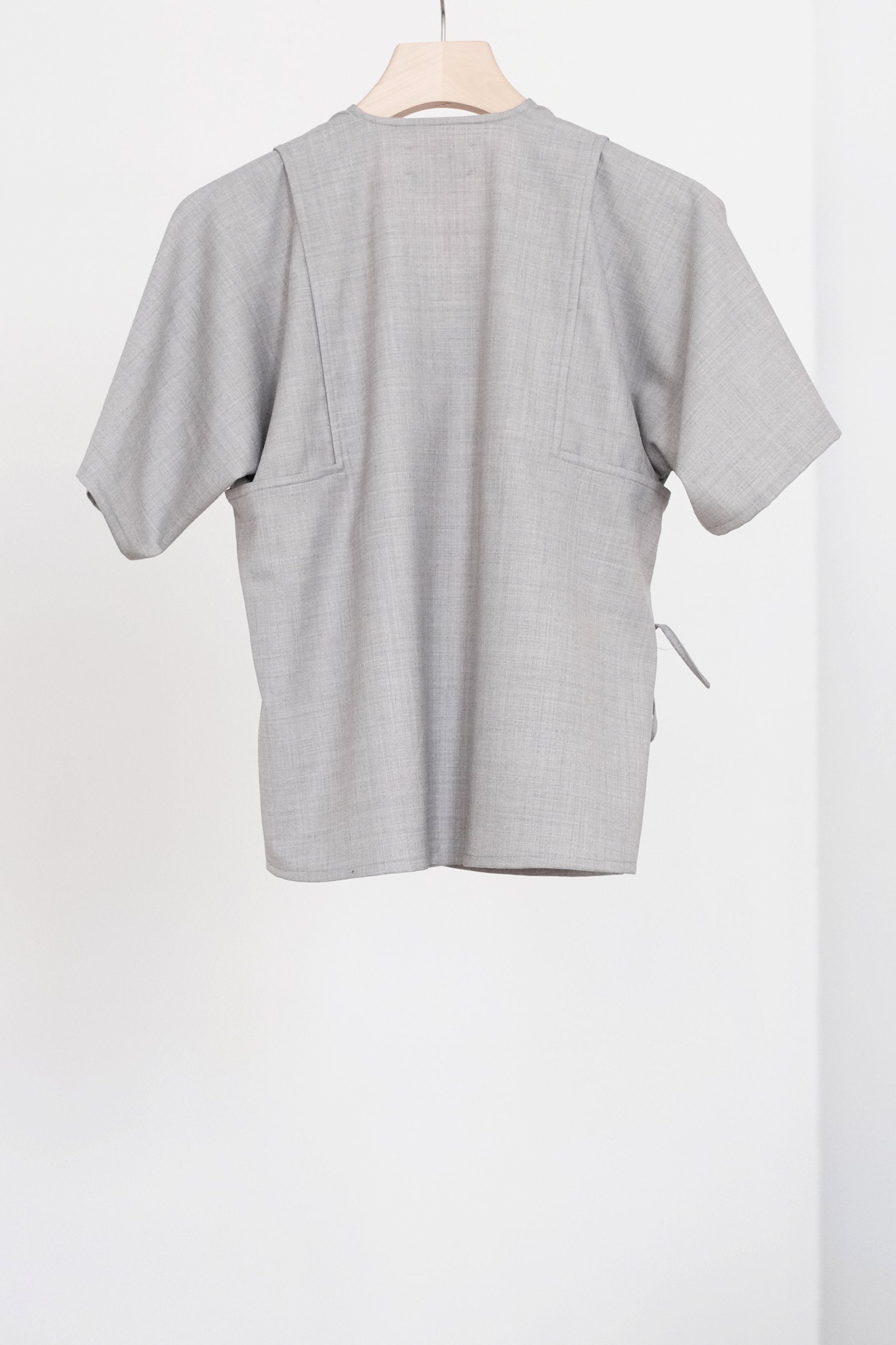 NAOMI BLOUSE (GREY)