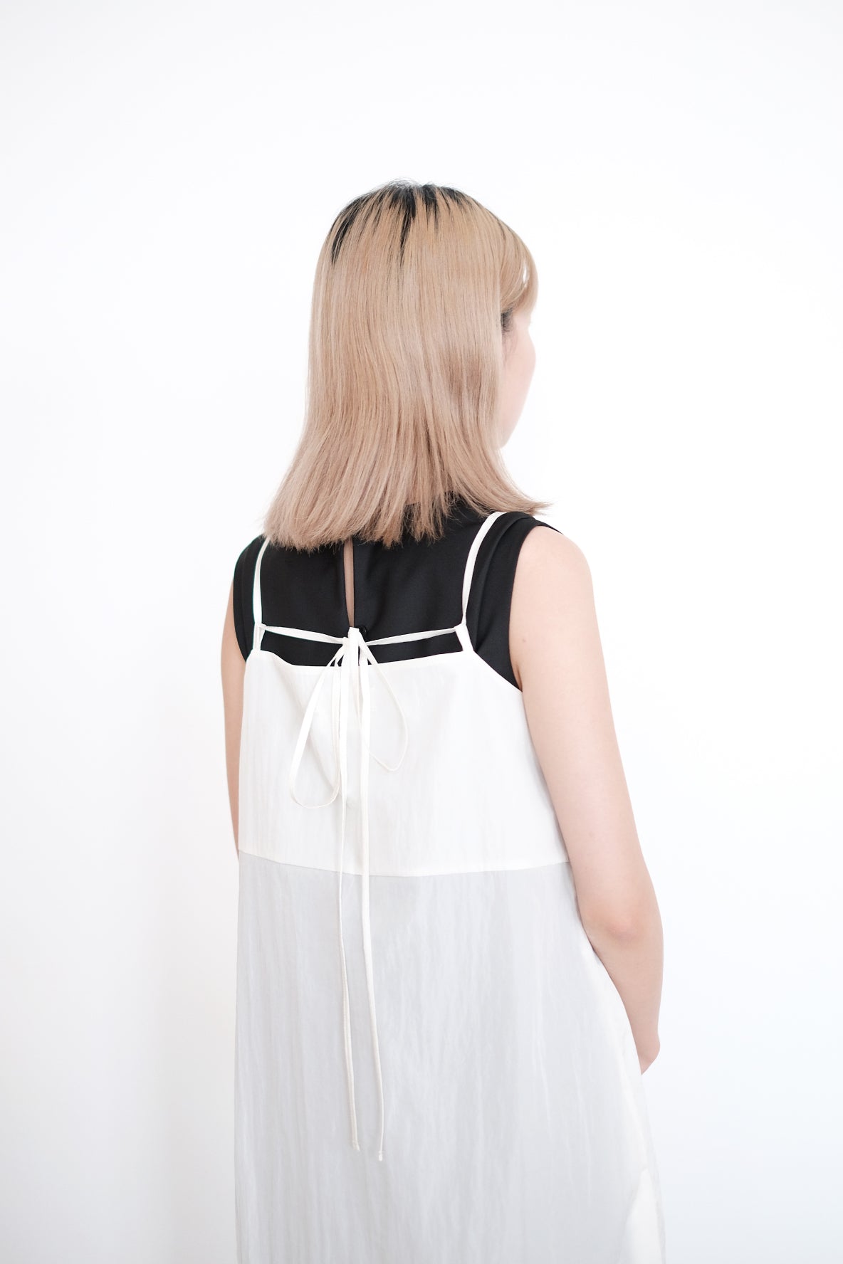 KIRAZ DRESS (WHITE)