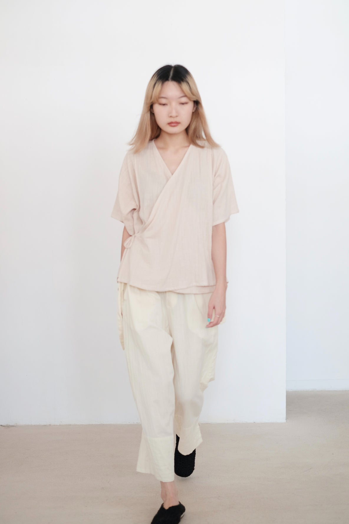 NAOMI BLOUSE (NUDE PINK)