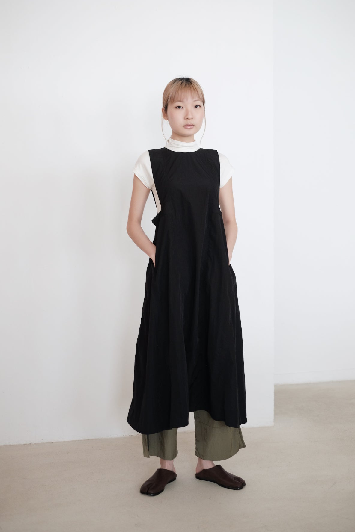 REI DRESS (BLACK) | 黑色背心連衣裙