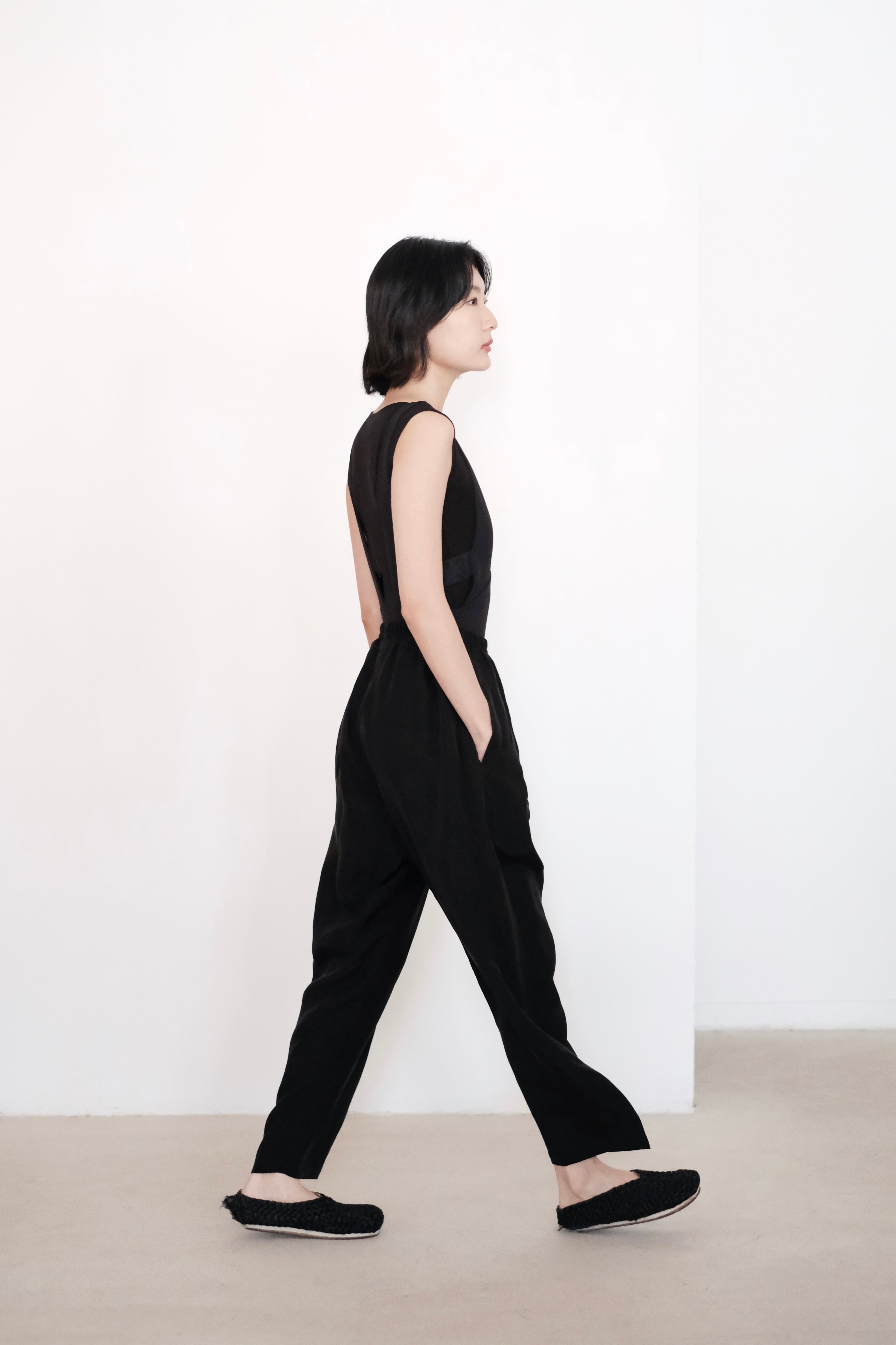 SHIORI PANT (BLACK)