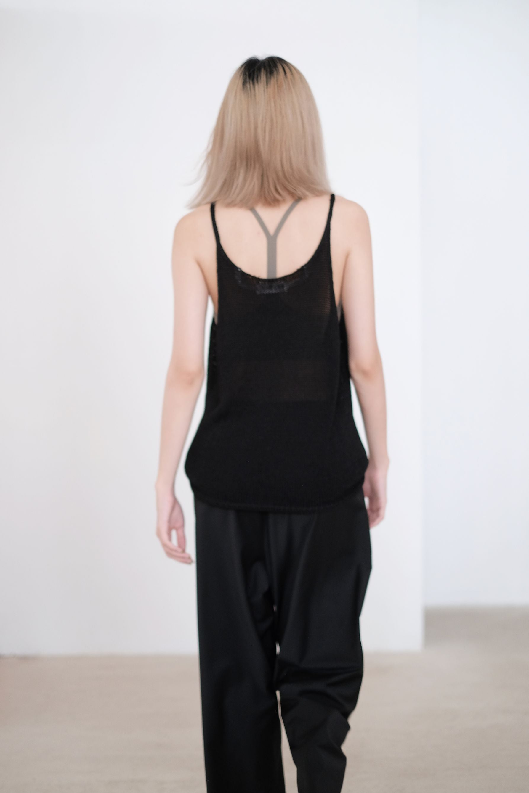 JOCOSA KNIT VEST (BLACK)