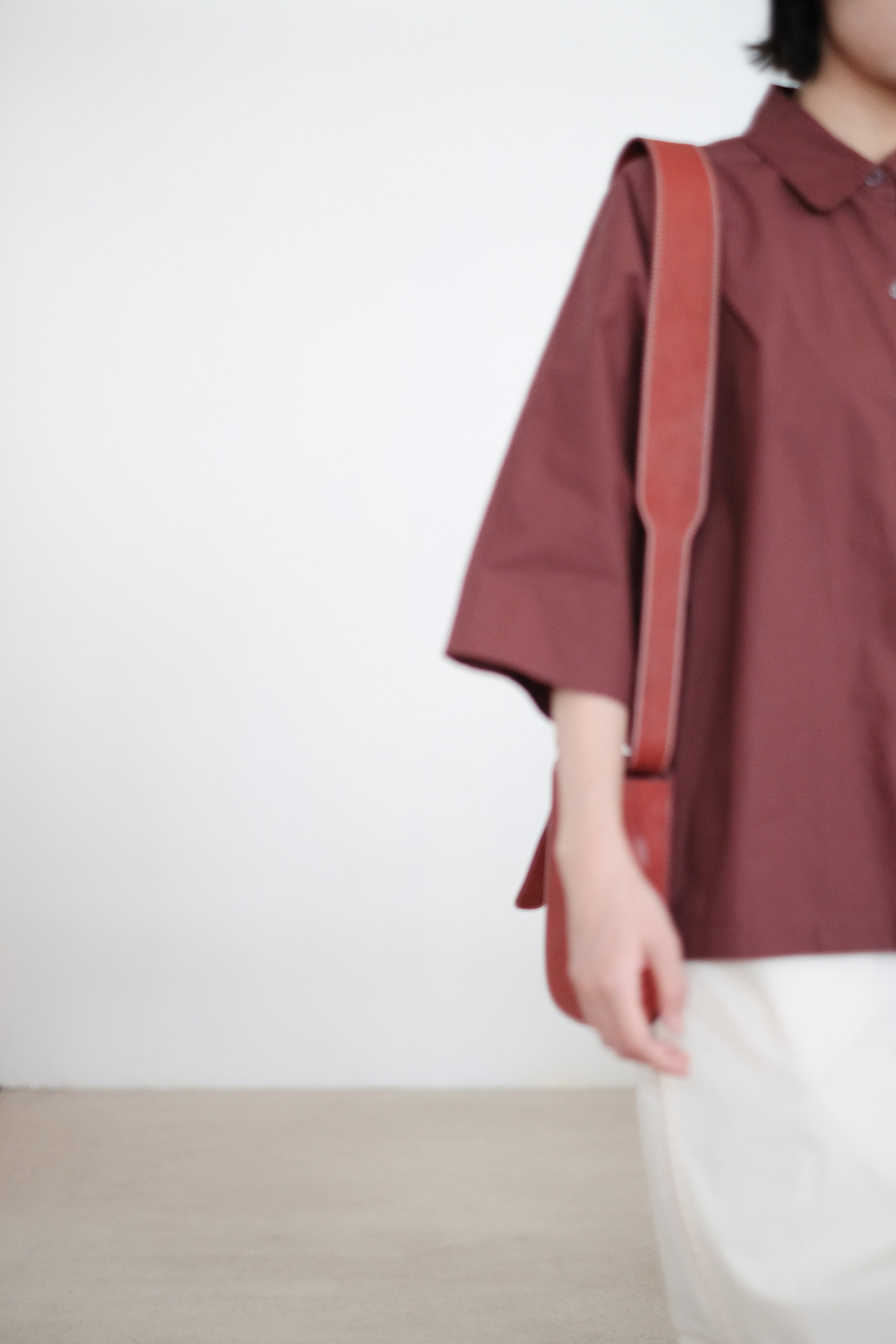 ZILPAH SHORT SLEEVES SHIRT (BURGUNDY)