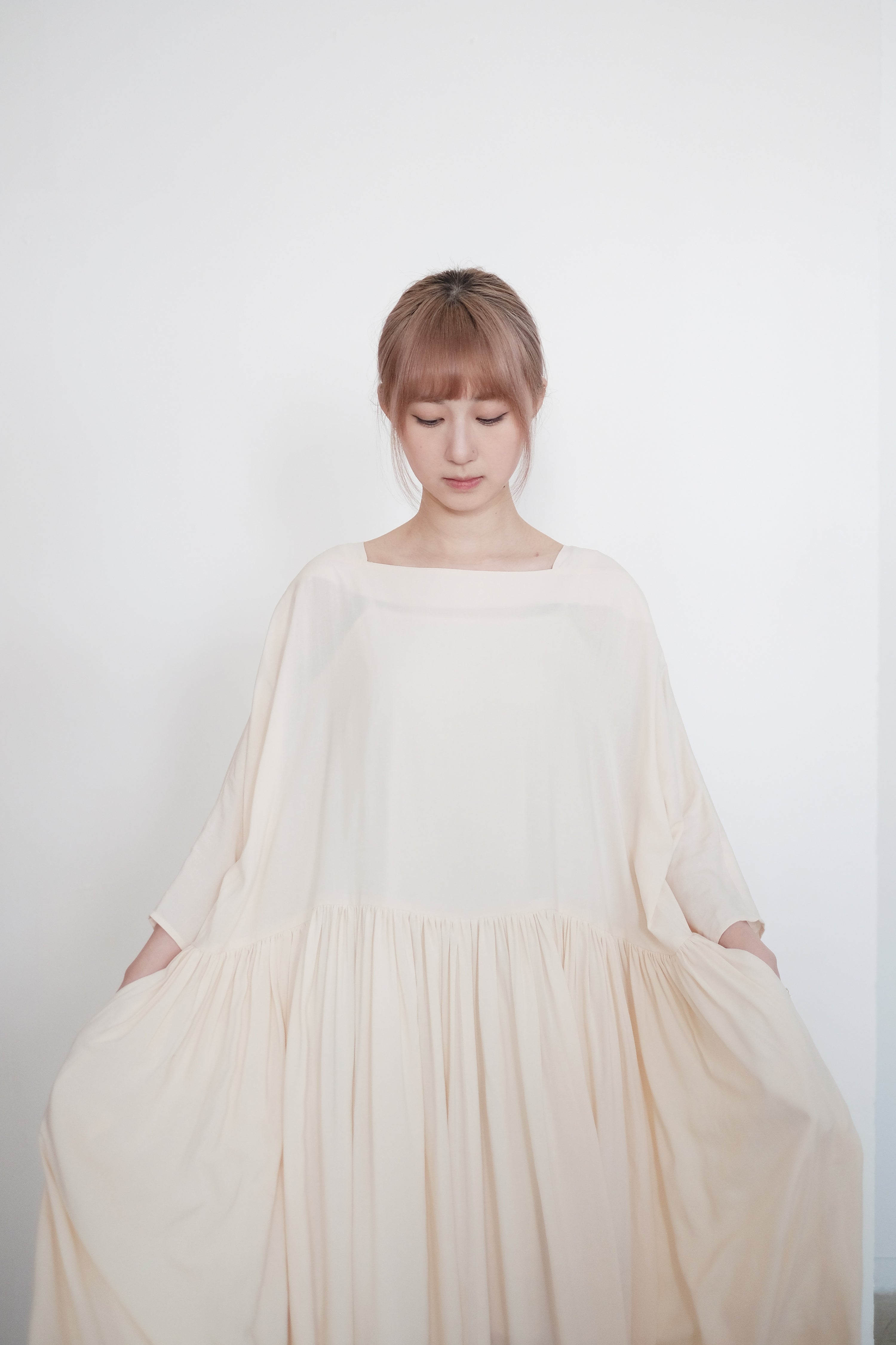 AMARA DRESS IN CREAM