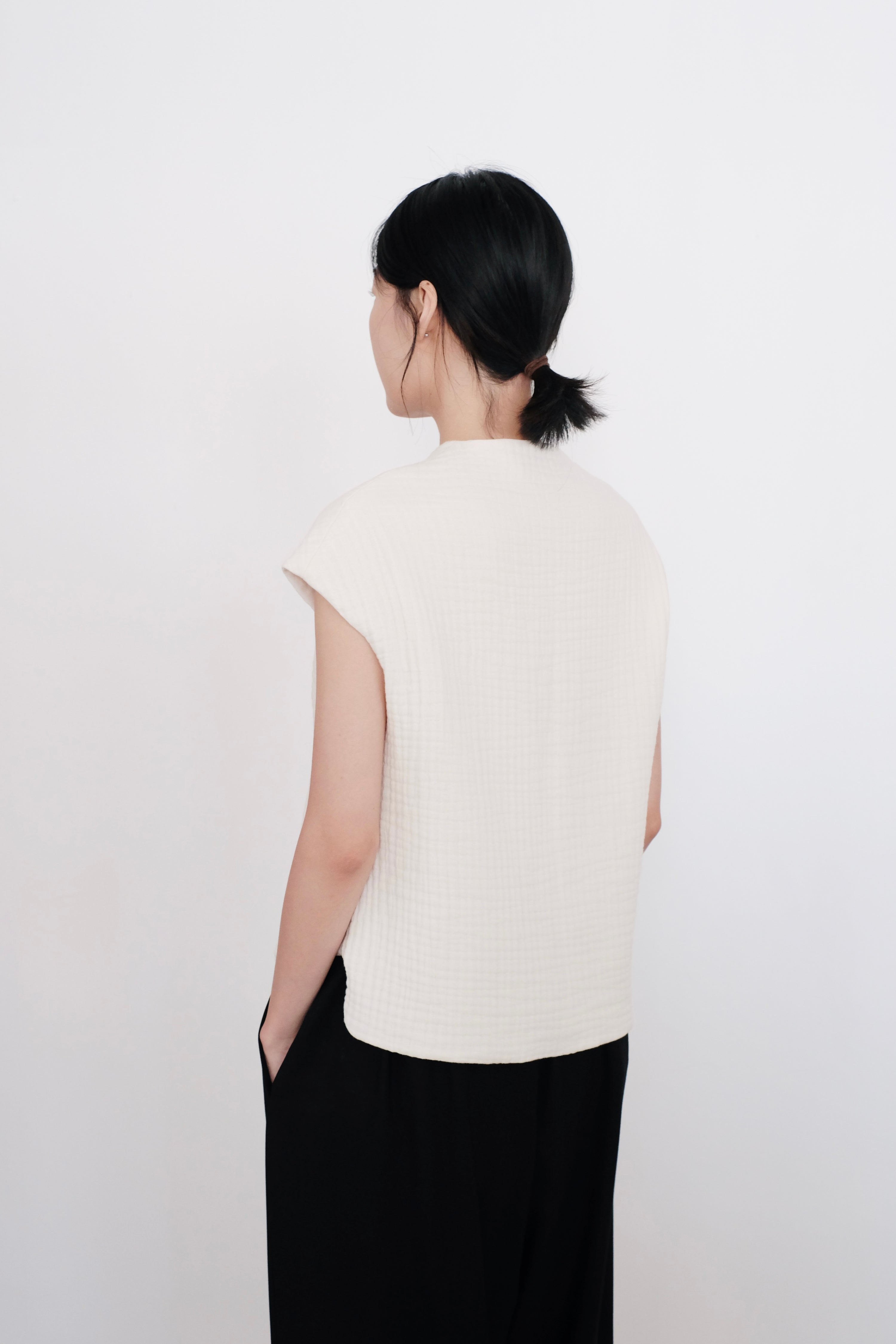 PENELOPE VEST (CREAM)