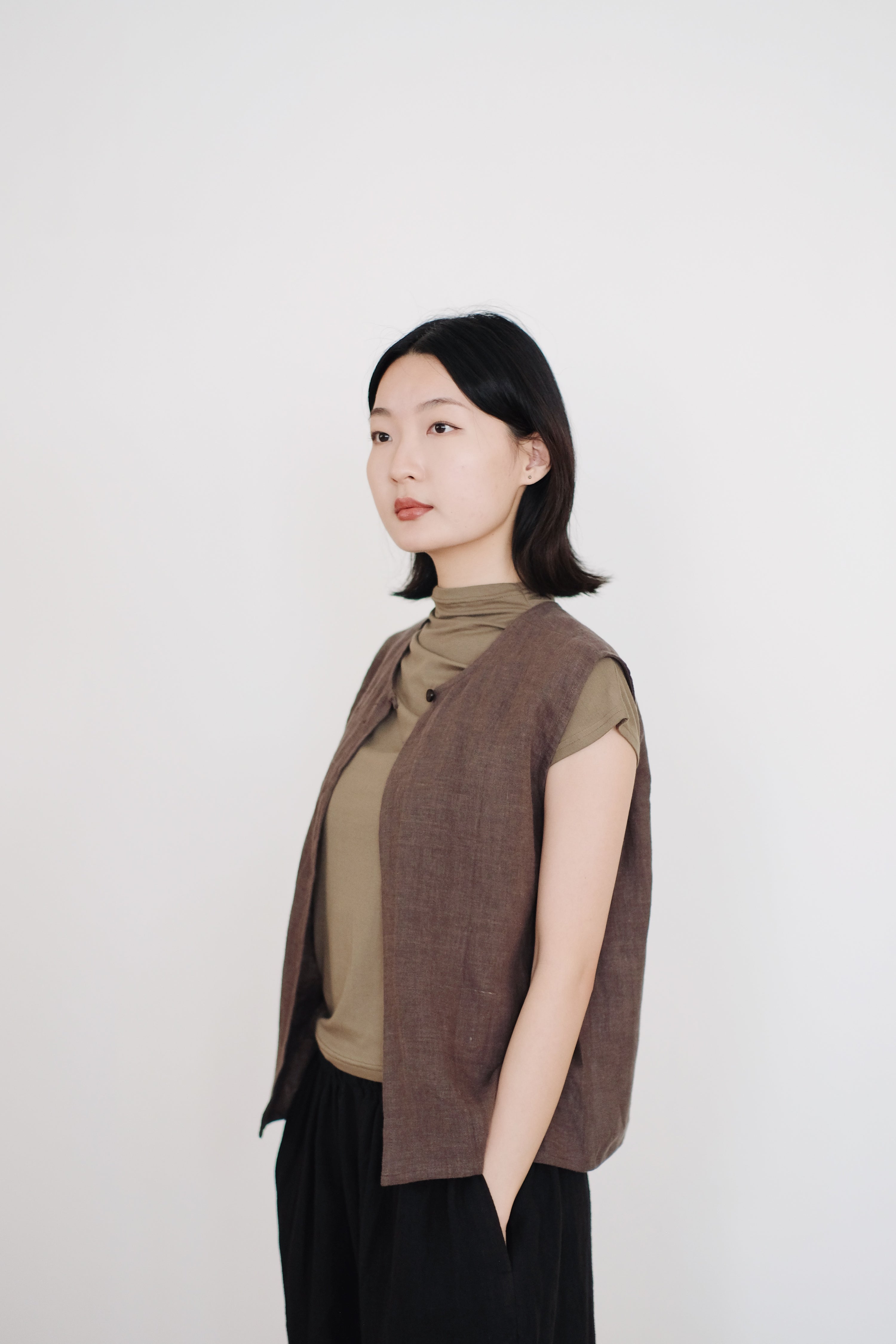 FENGARI TEE (OLIVE)