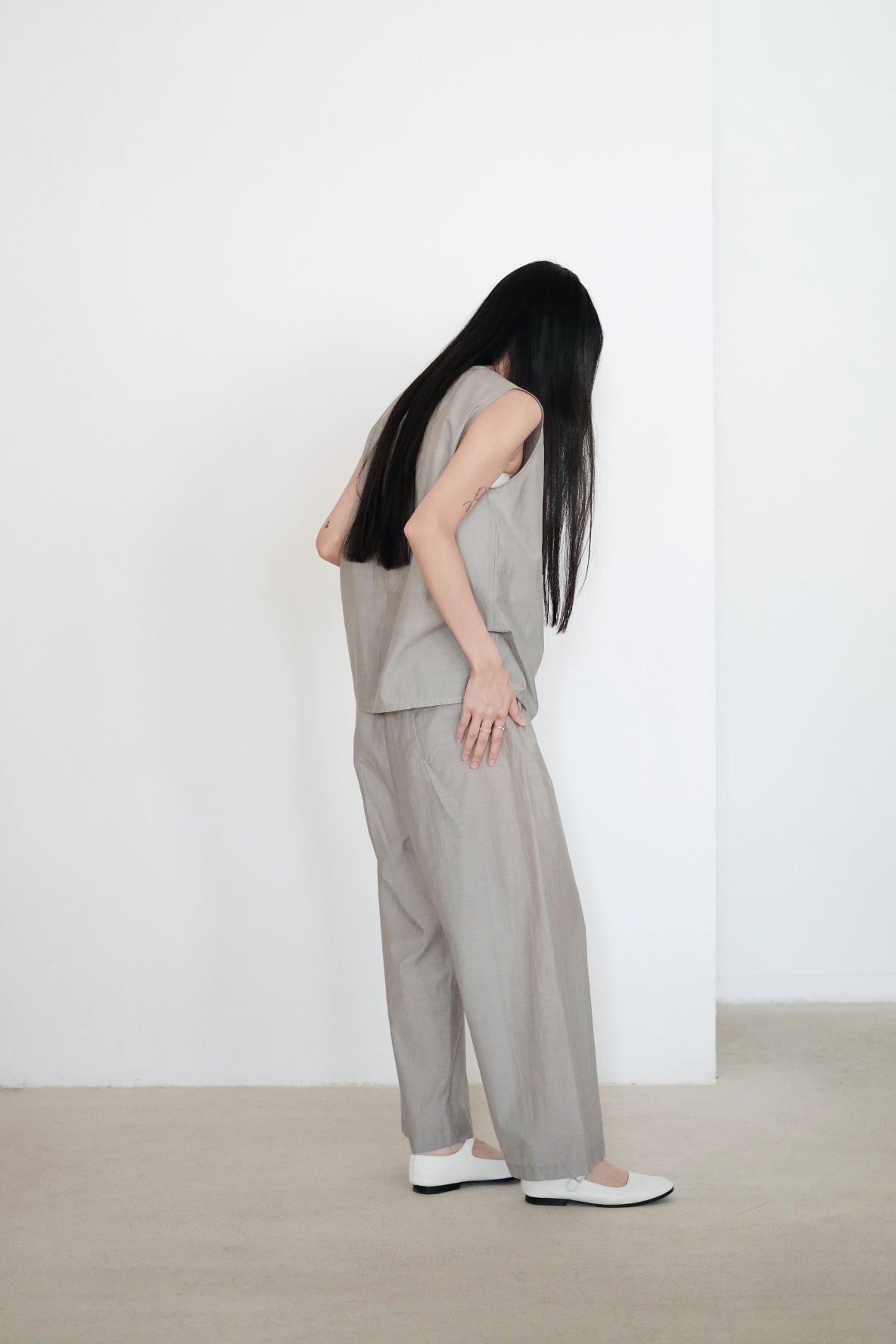 PHEDORA PANTS (WARMGREY)