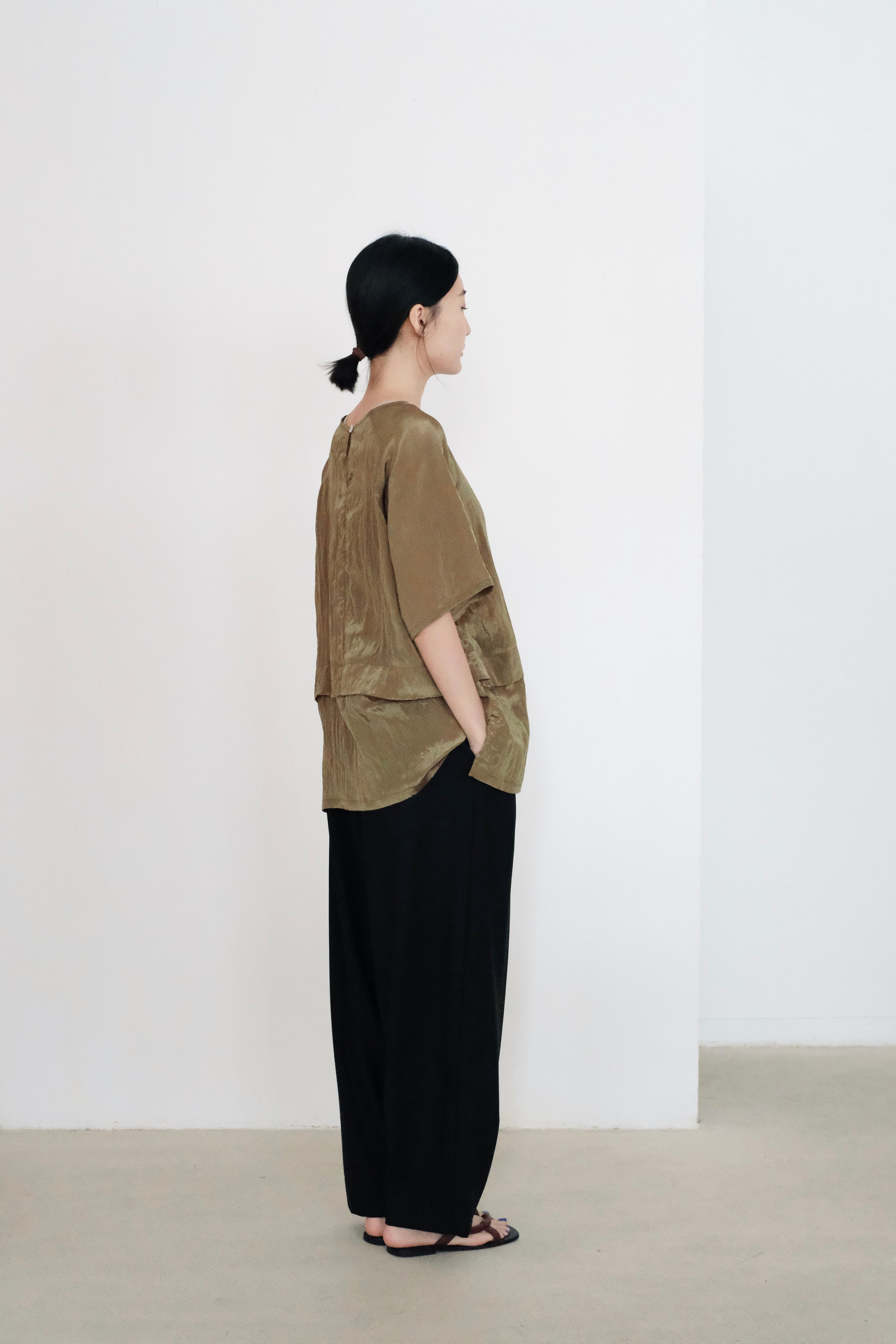 SAMARA BLOUSE (OLIVE)