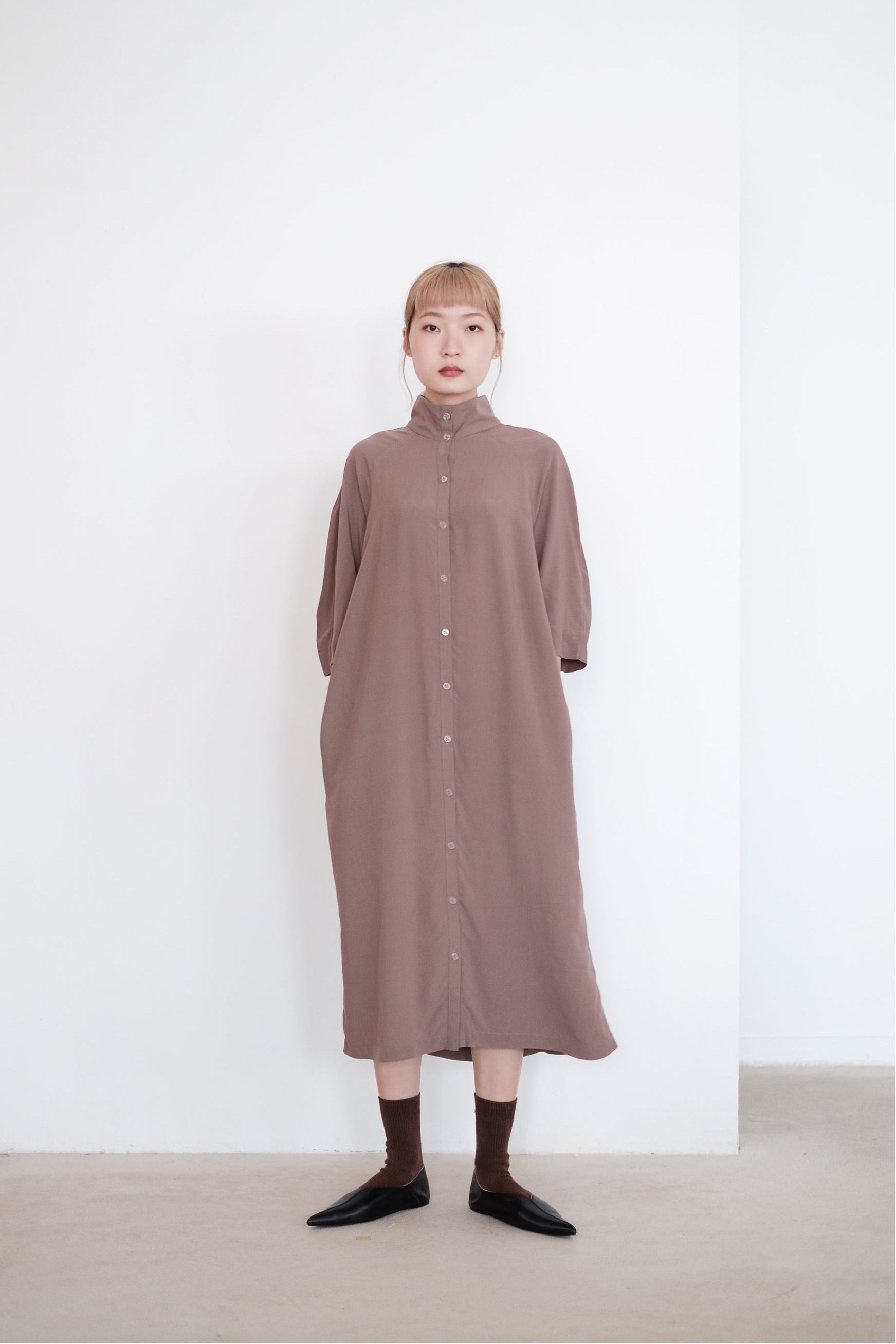 MATILDA DRESS (KHAKI) | 暖卡其色立領連衣裙