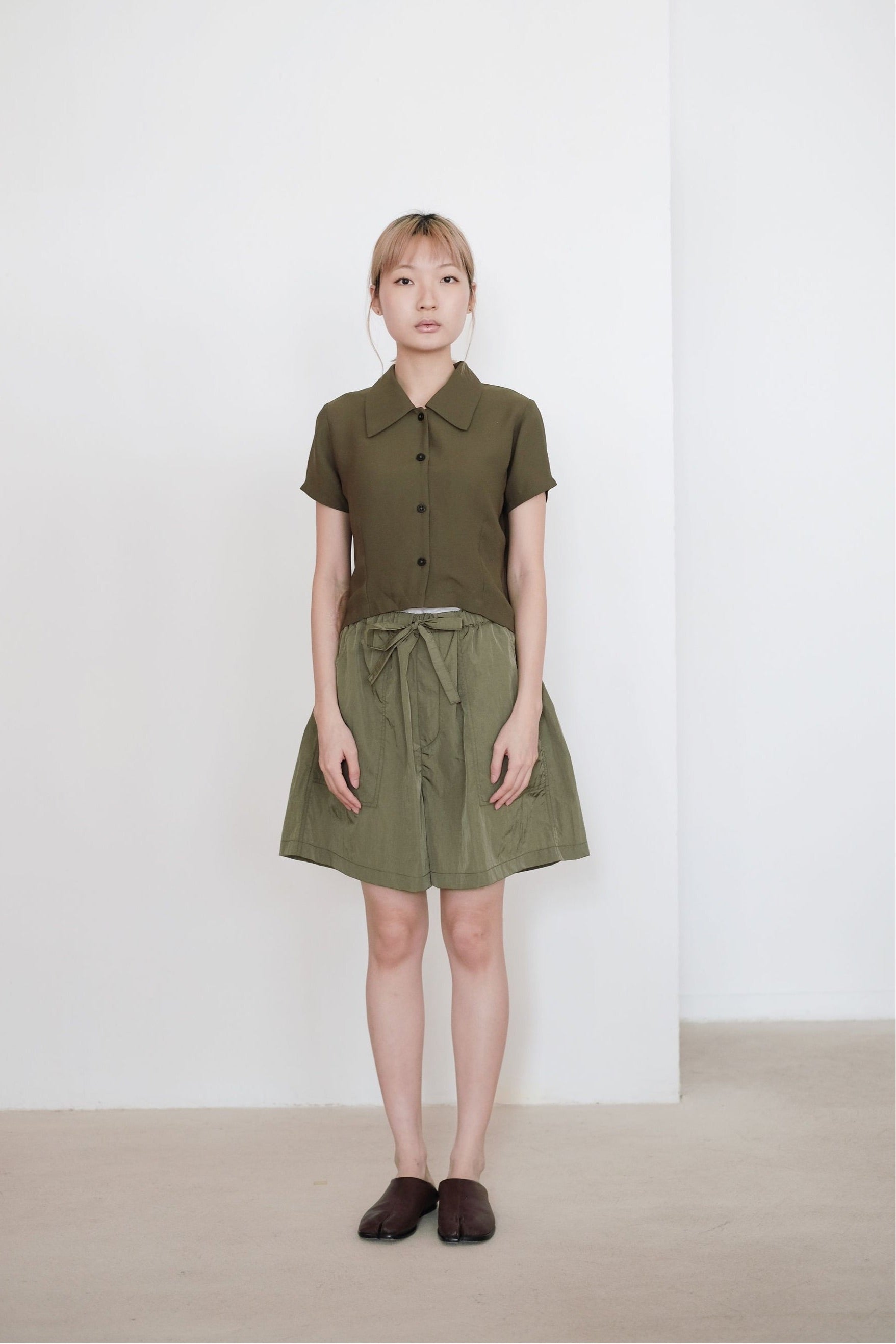 ONYX SHORTS (OLIVE) | 橄欖色傘形短褲