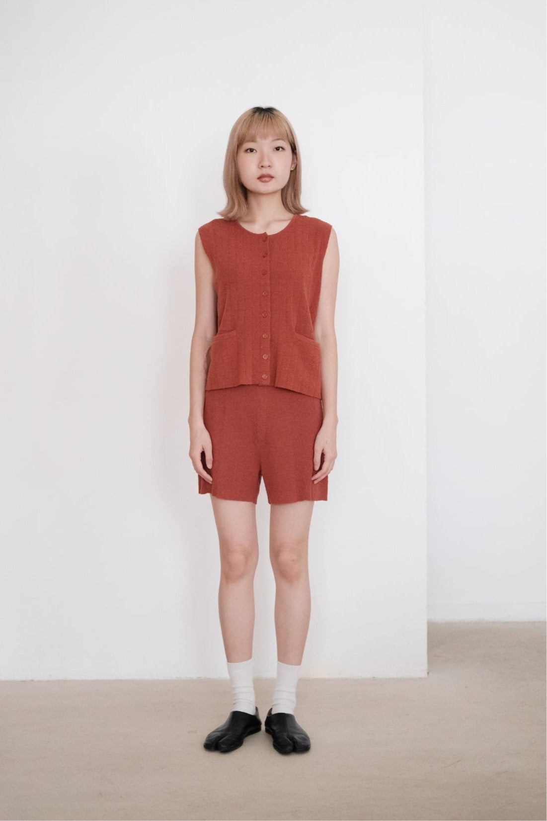 ELENA BOX SWEATER VEST (TERRACOTTA)