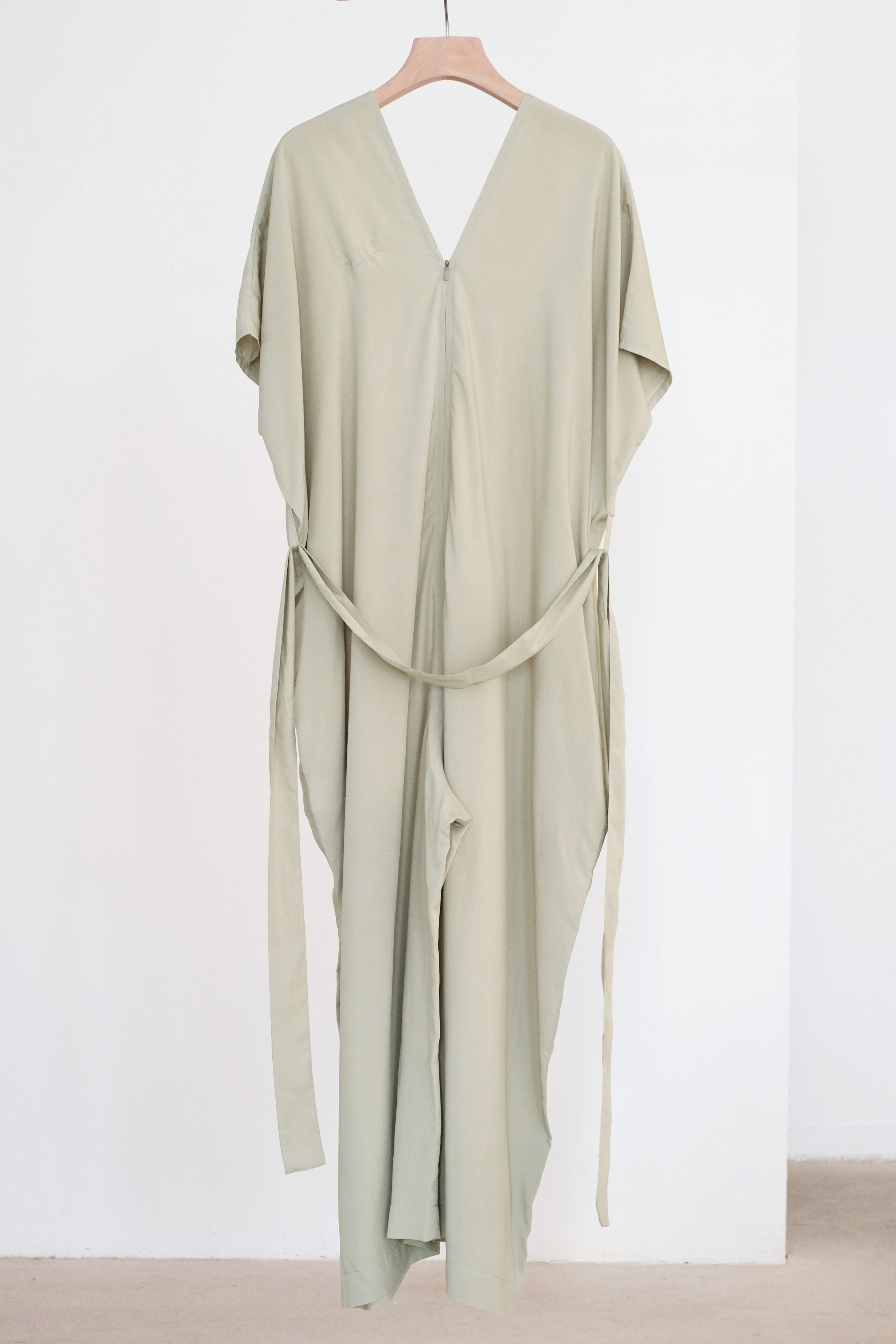 RUTH JUMPSUIT (MATCHA)