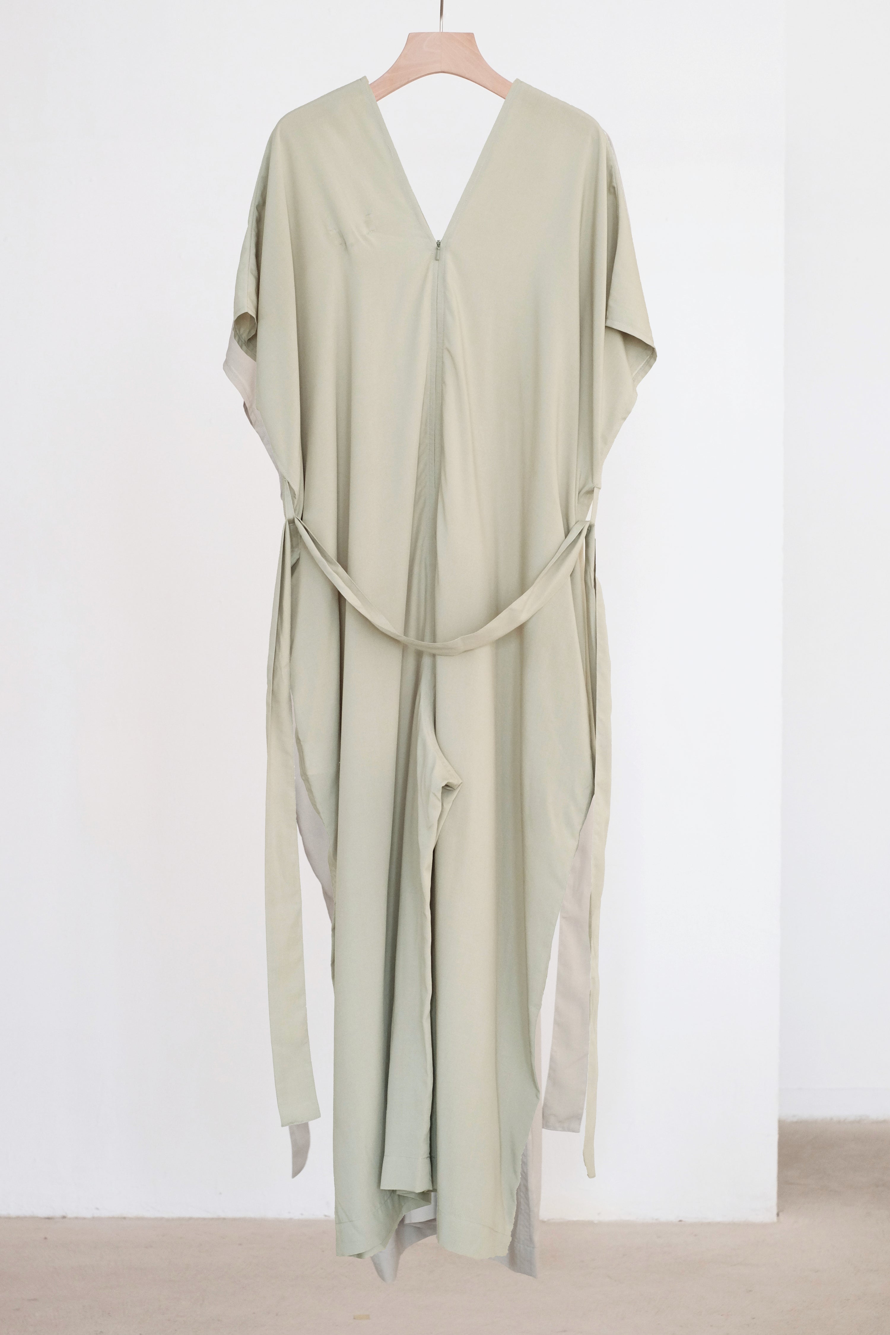 RUTH JUMPSUIT (MATCHA)