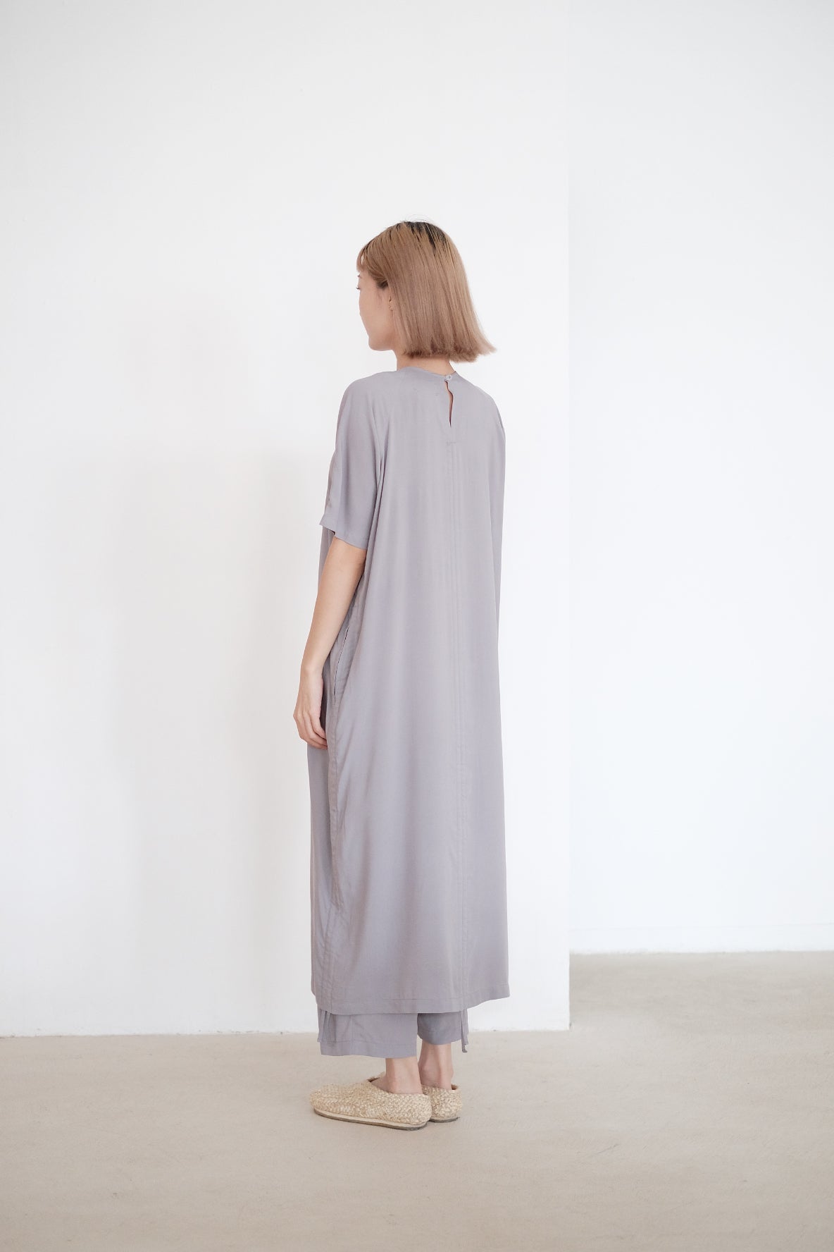 ABBY DRESS (LIGHT GREY)