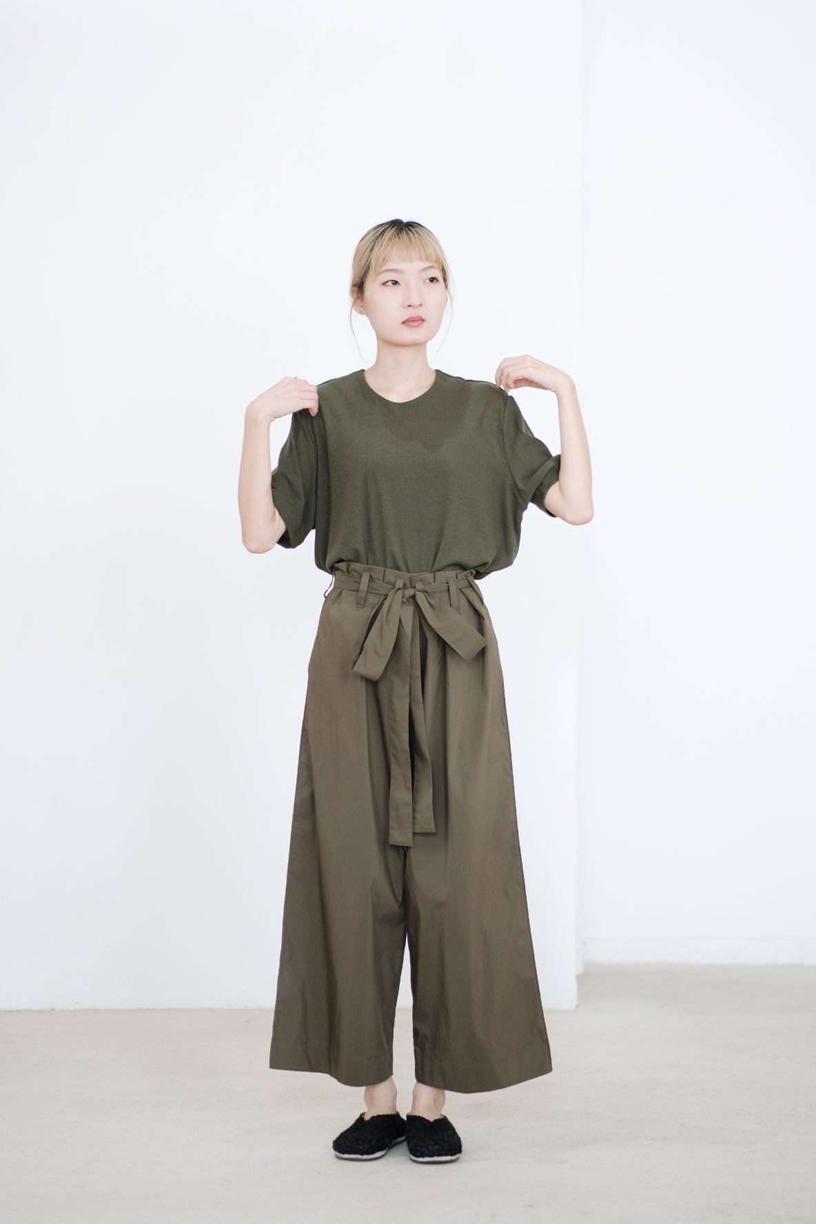 GAVINA RIBBION PANTS (OLIVE)