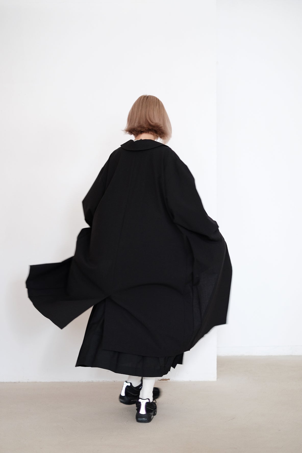 ELOWEN LONG COAT (BLACK)