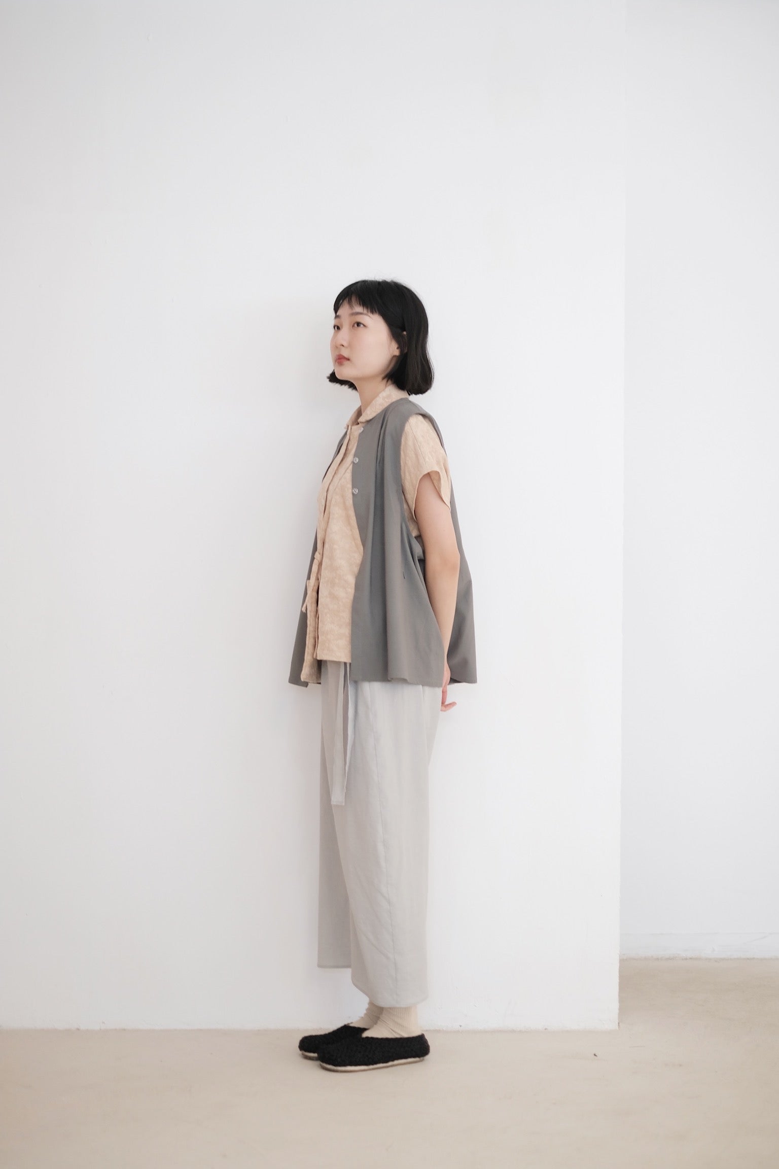 GREY EVERLY VEST (LIMITED EDITION）