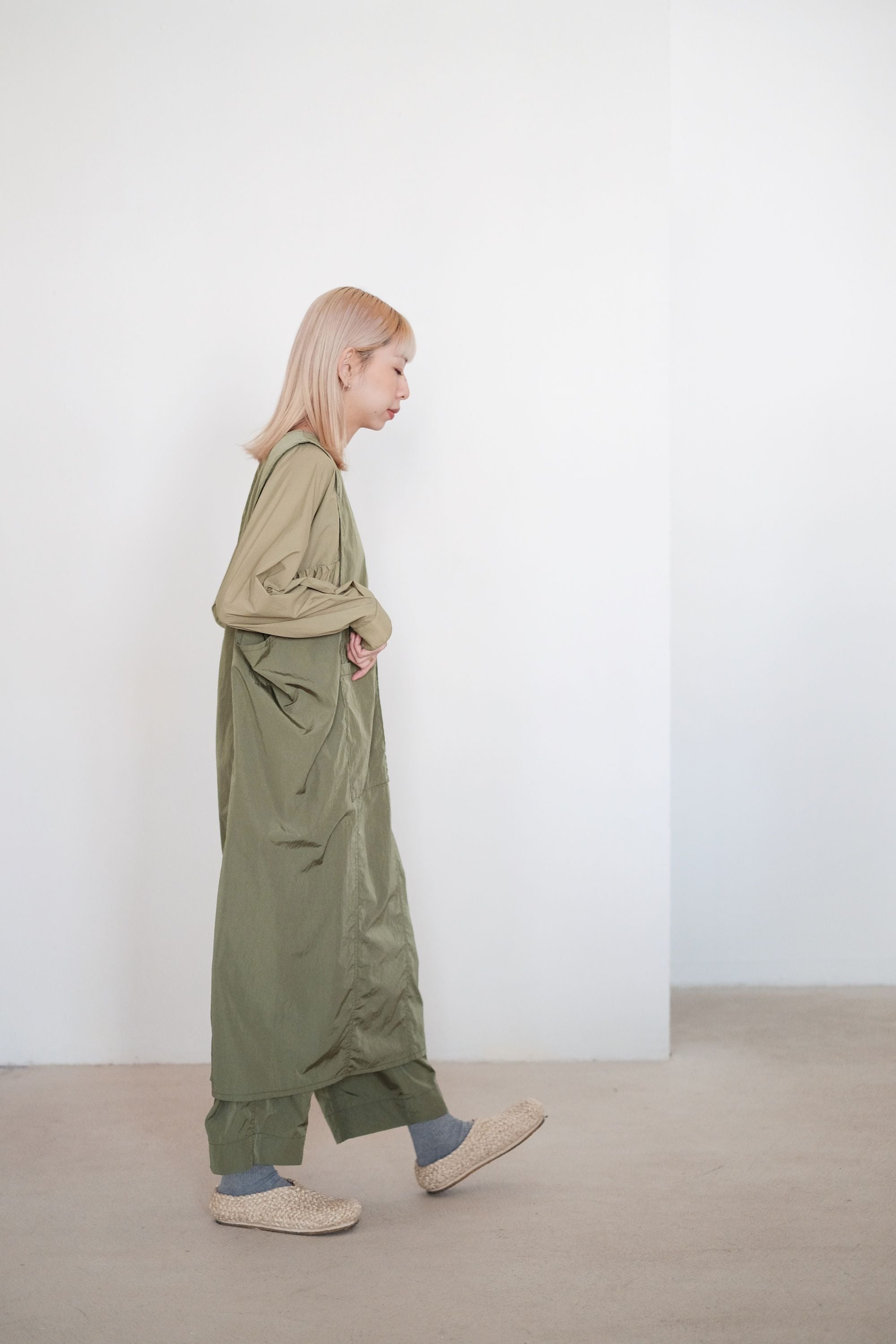 CARLOTTA BLOUSE (LIGHT OLIVE)