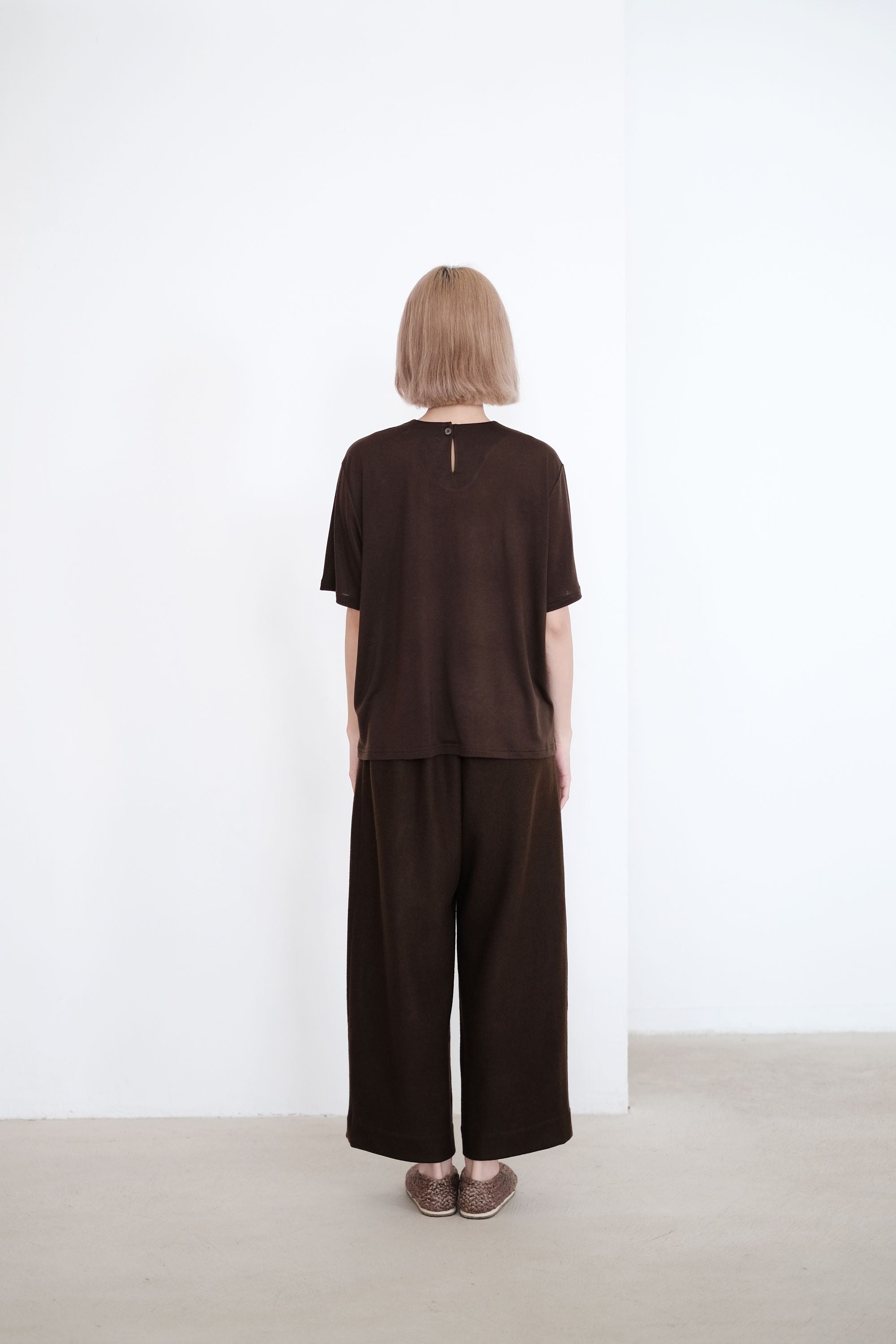 SHILOH TEE (BROWN)