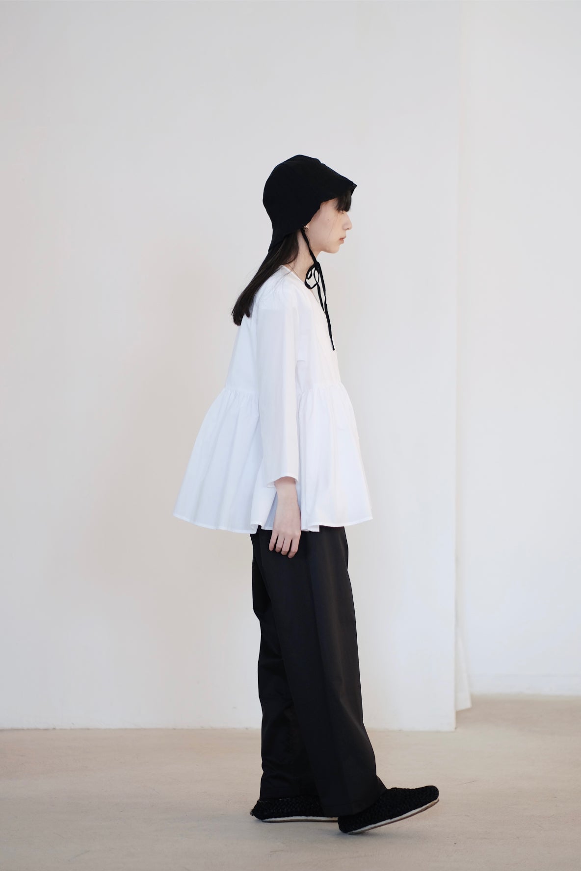 KĒKI LAYER BLOUSES WITH STRAPPING (WHITE)