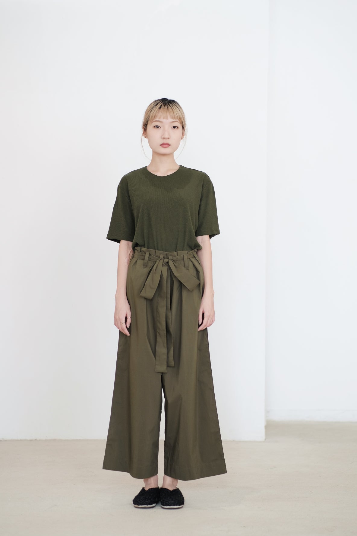 GAVINA RIBBION PANTS (OLIVE)