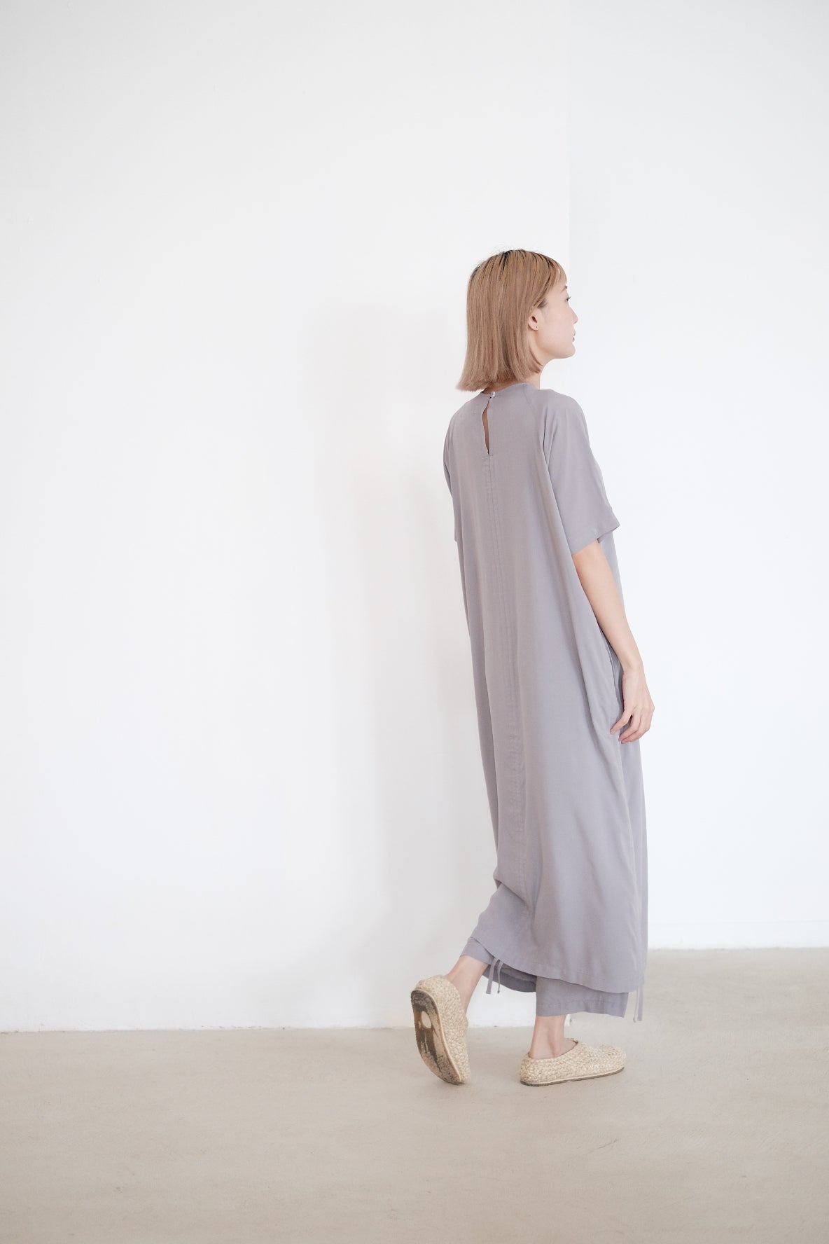 ABBY DRESS (LIGHT GREY)