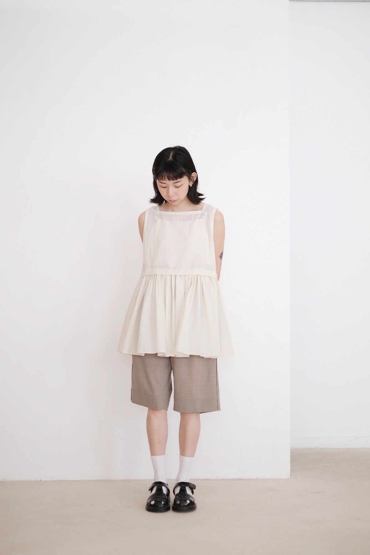 FUSAKO SHORTS (SOFT AMBER)