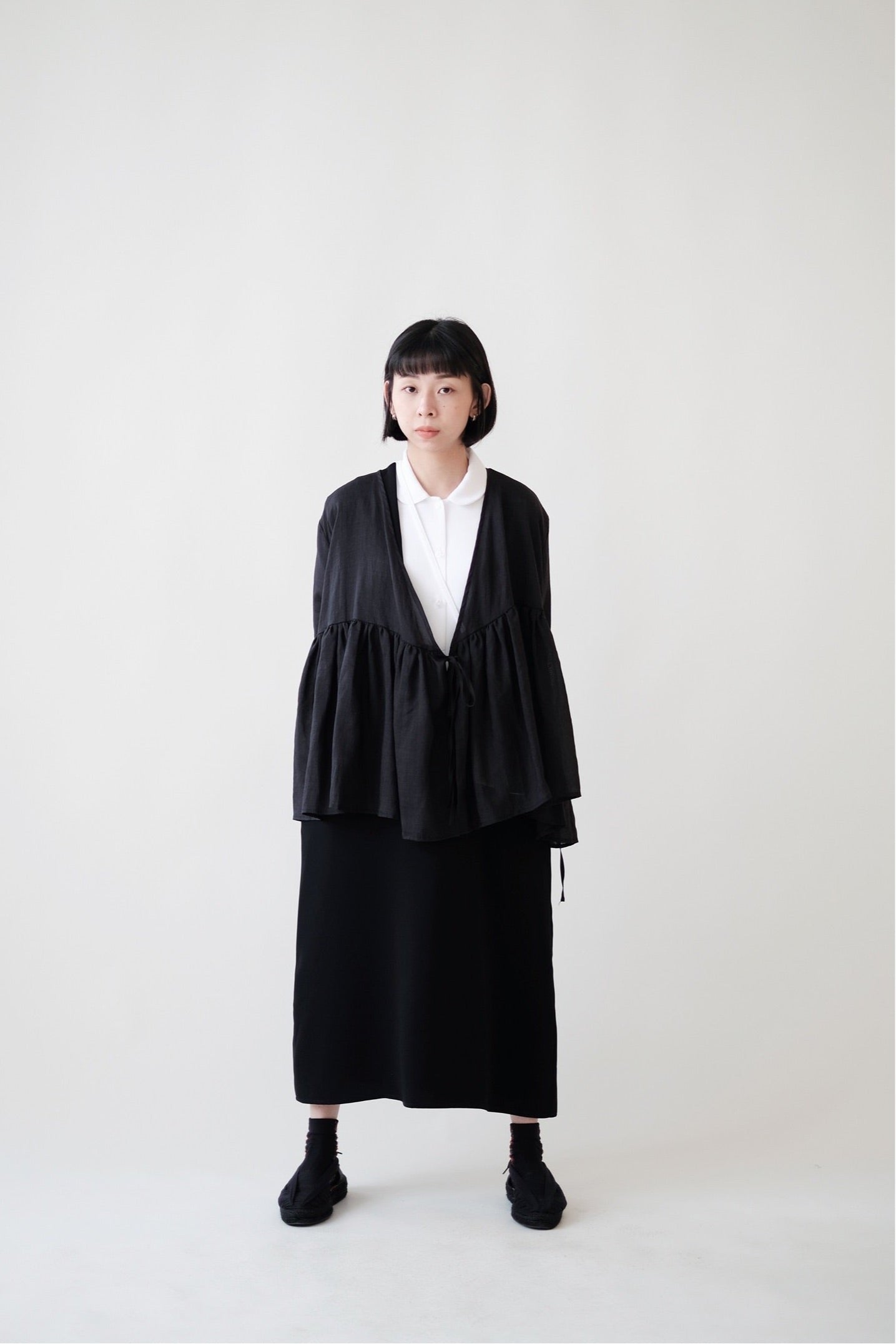 KĒKI LAYER BLOUSES WITH STRAPPING (BLACK)