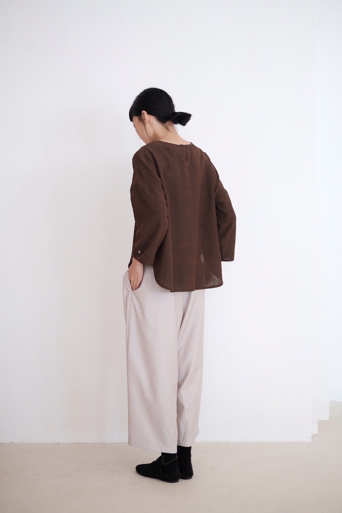 THE GARNET TROUSERS (OATMEAL)