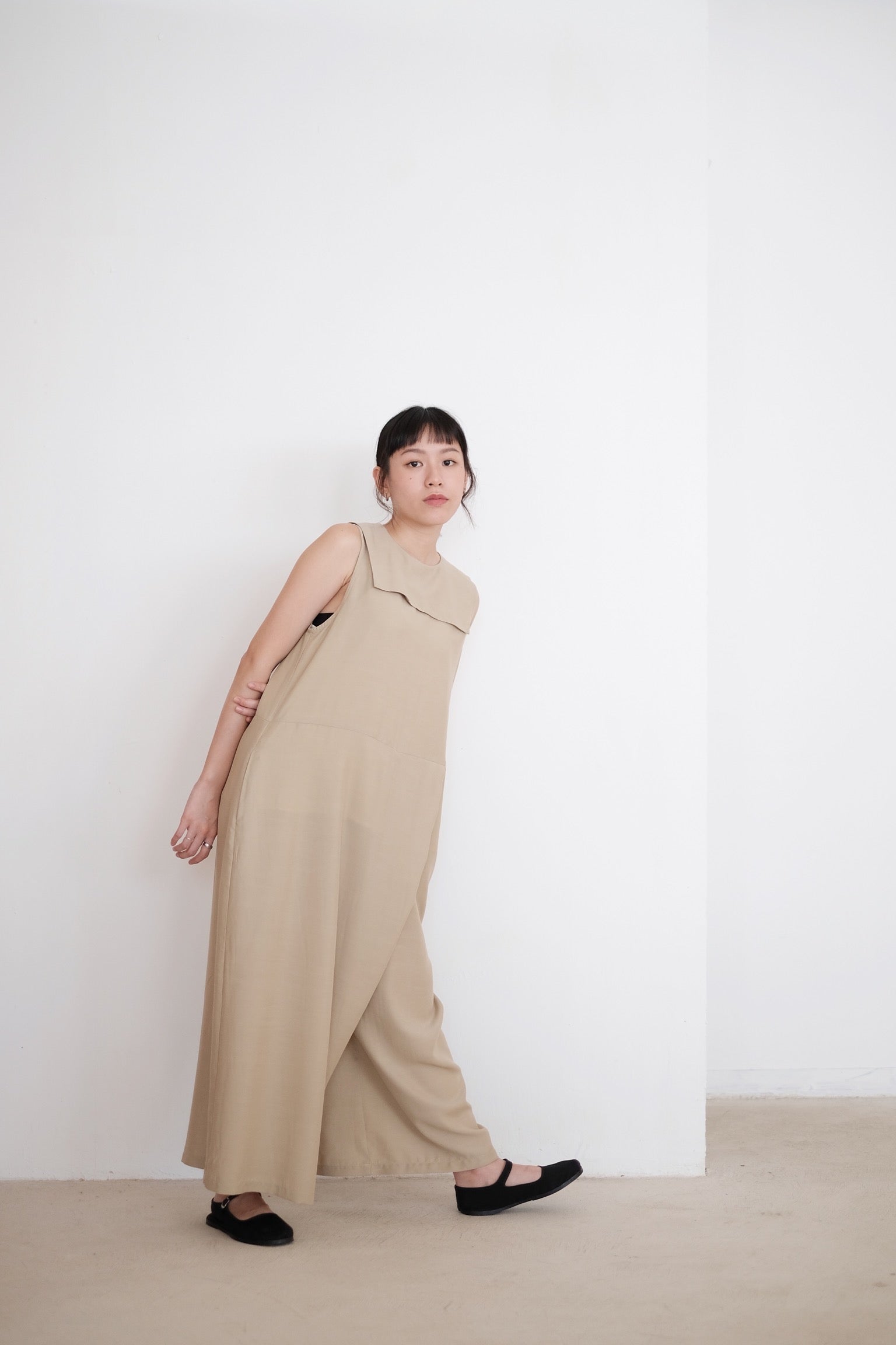 MINA JUMPSUIT (BEIGE)