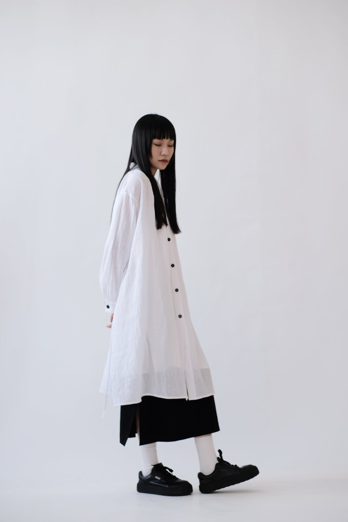 WRENNY LONG SHIRT DRESS (WHITE)