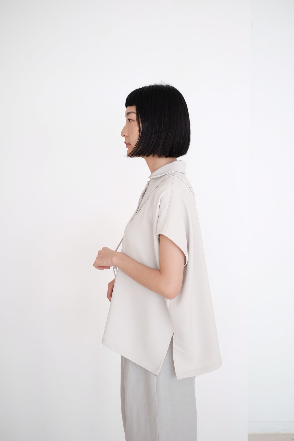 LAYLA BOX BLOUSE (LIGHT GREY)