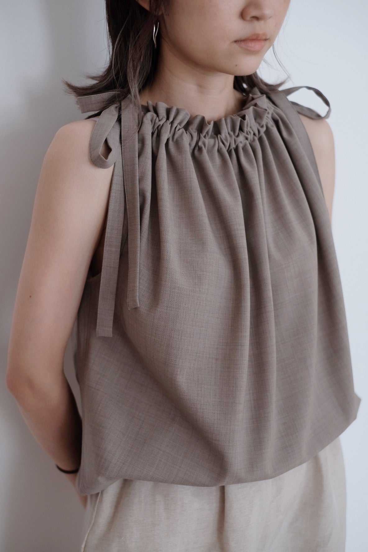 FUUKO VEST (SOFT AMBER)