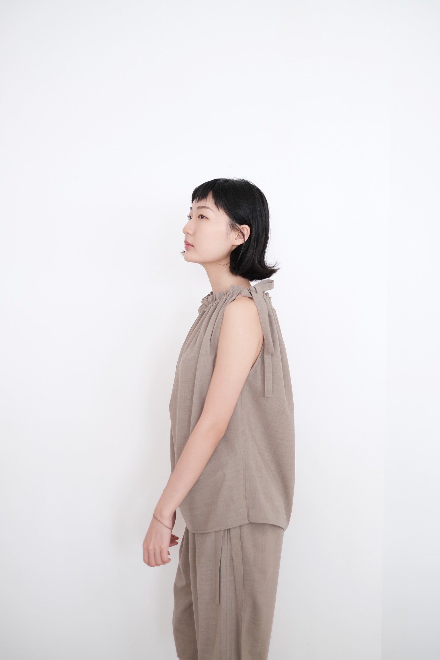 FUUKO VEST (SOFT AMBER)