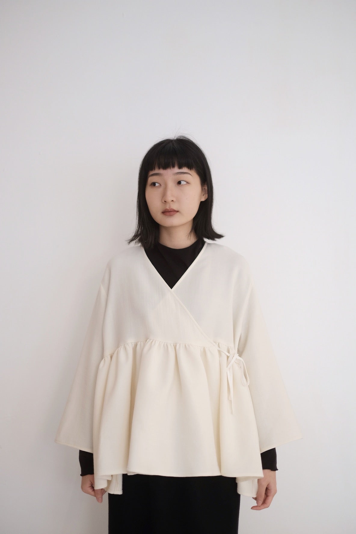 (LIMITED EDITION) KĒKI LAYER BLOUSES WITH STRAPPING