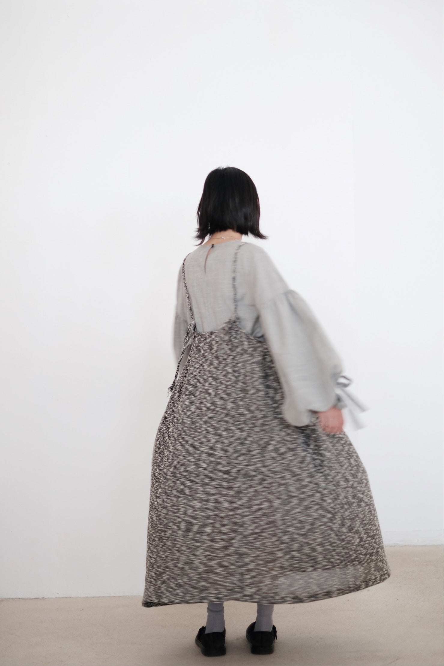 JONA IN WOOL (GREY)