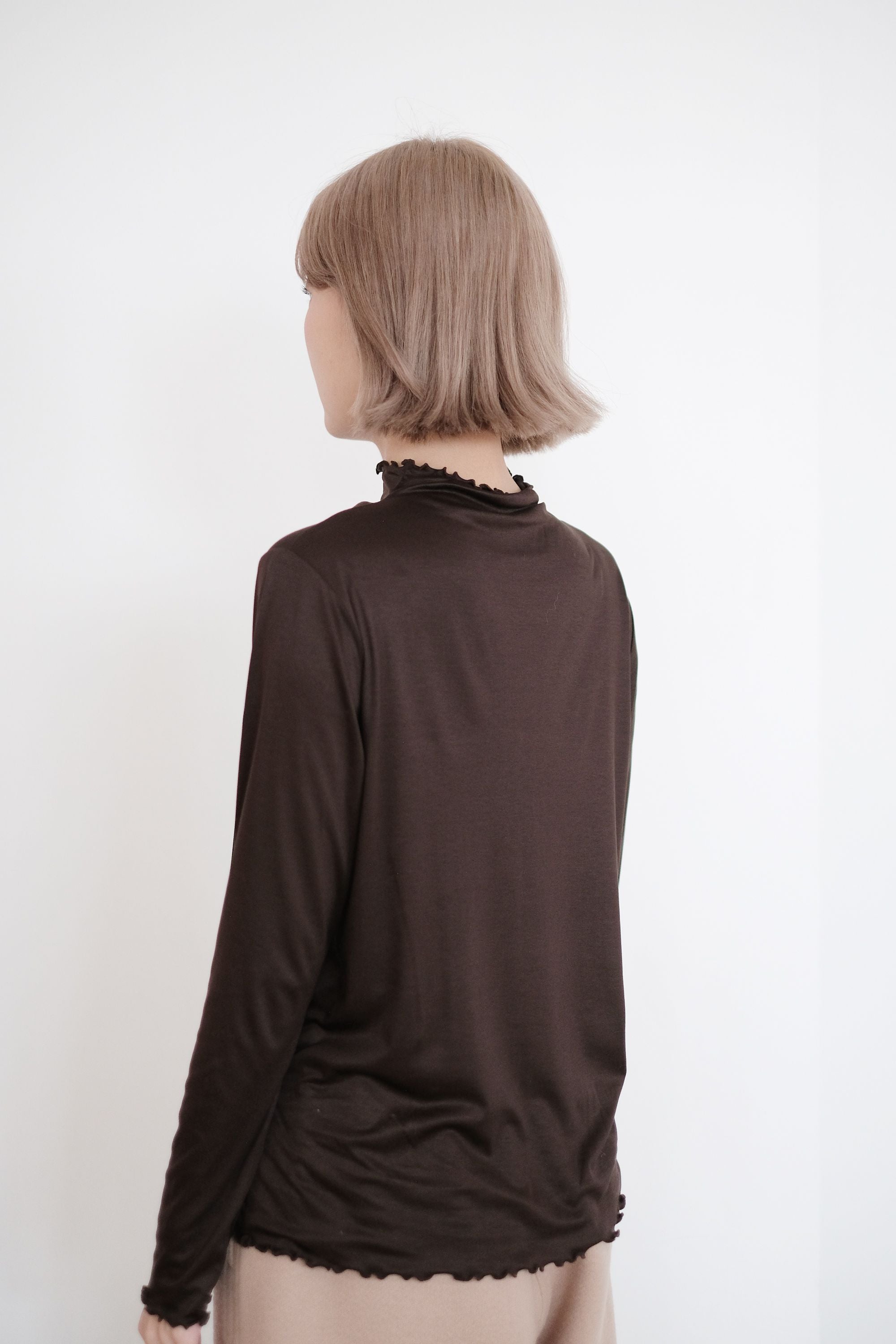 ERMIN STAND-UP COLLAR INNER TOP IN MODAL (BROWN)