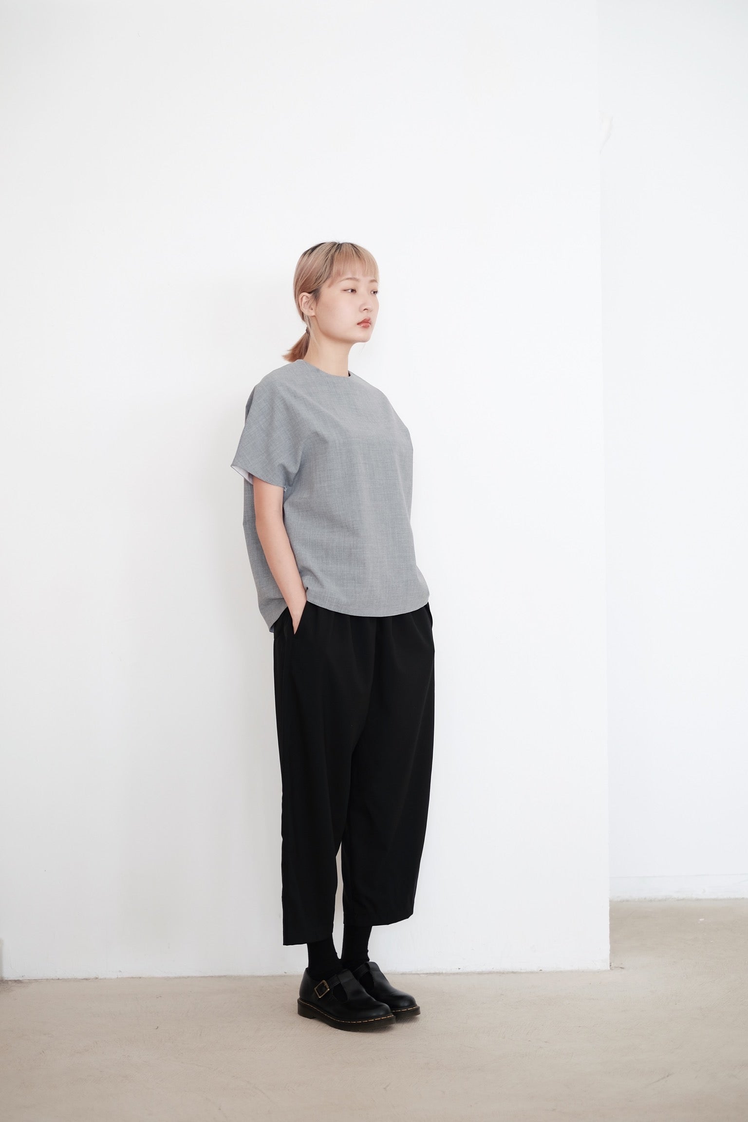 GRANDMA PANTS IN WOOL (BLACK)