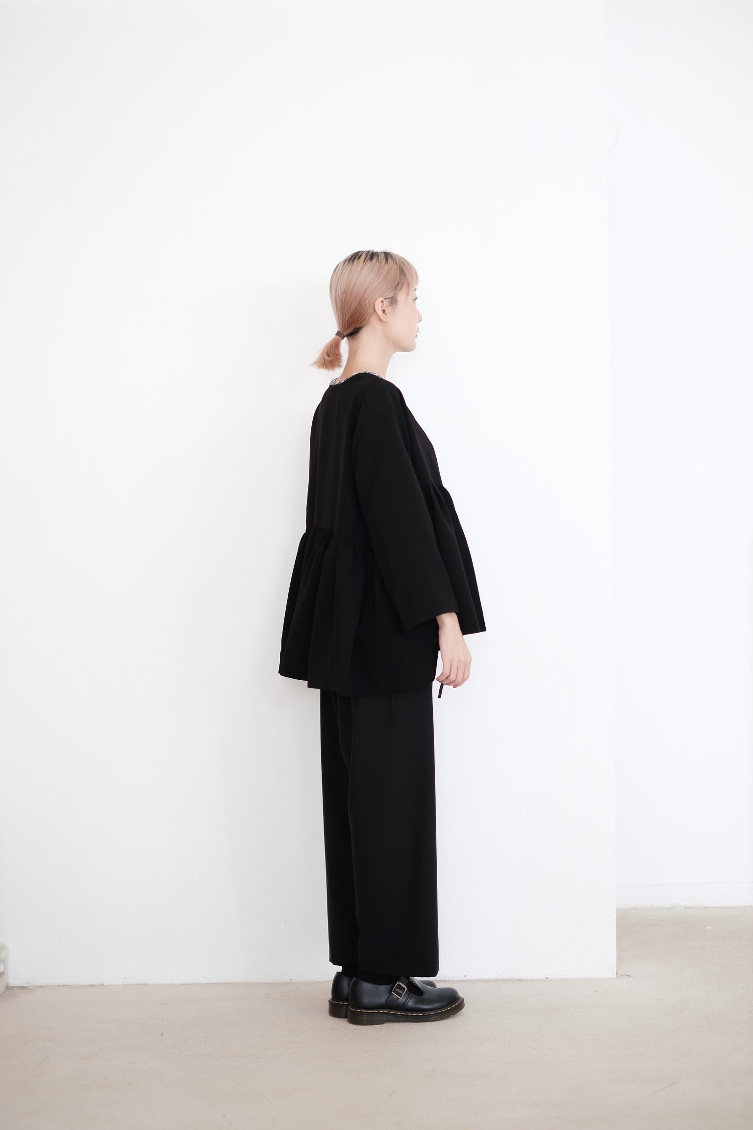 KĒKI LAYER BLOUSES IN TRI (BLACK)