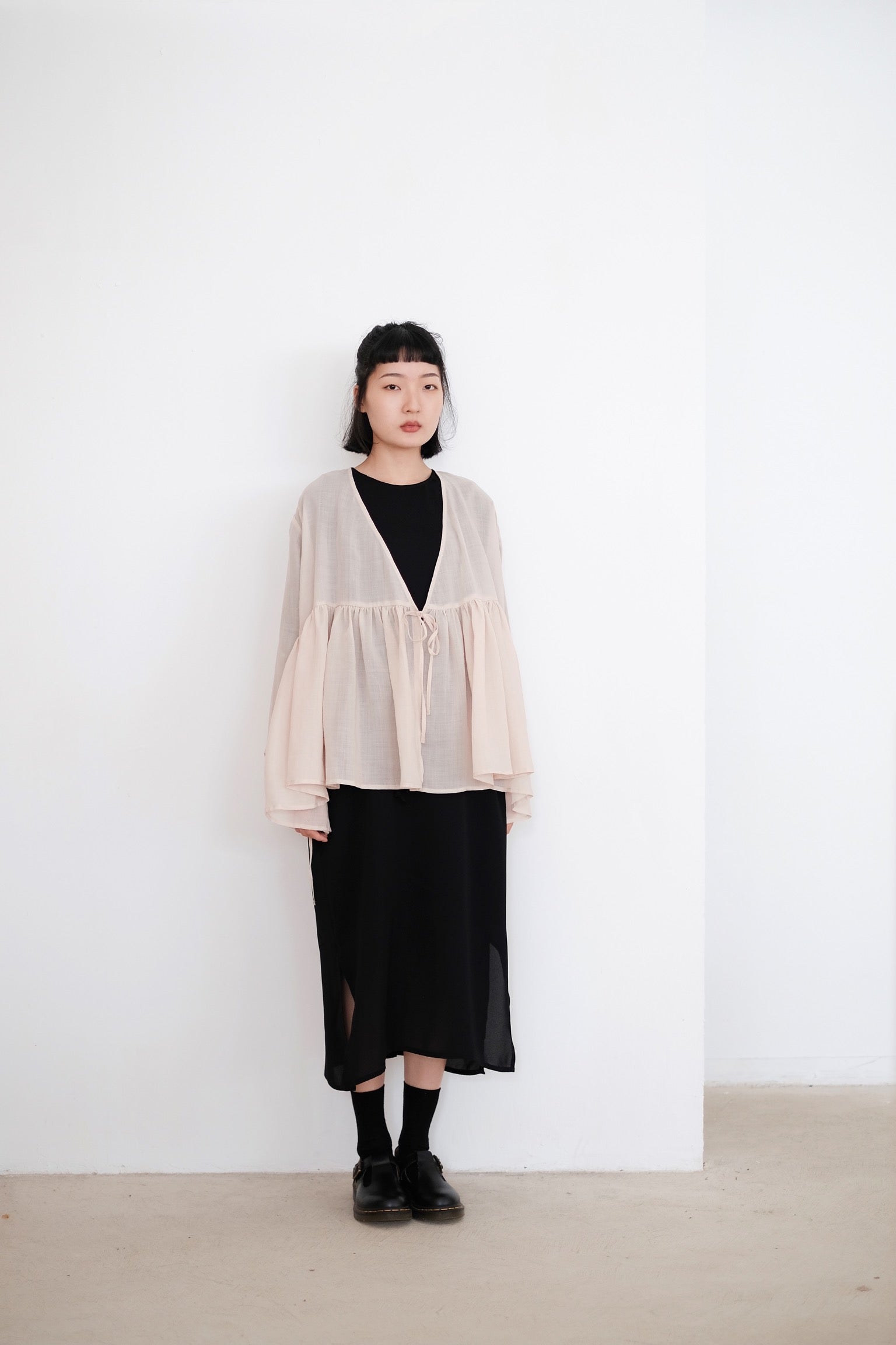 KĒKI LAYER BLOUSES WITH STRAPPING (PEARL)